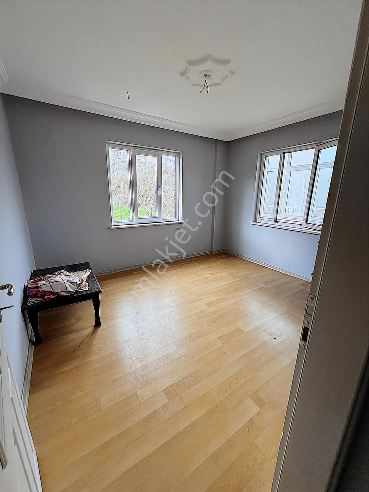 Altınbaş Emlak'tan Yeniceköyde Satılık Geniş 3+1 Daire - Görsel 15