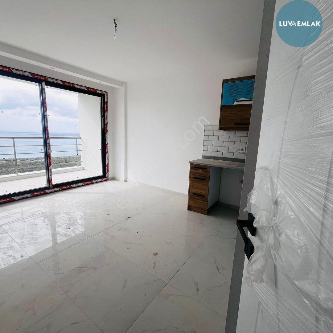 Didim Akbük'te Panoramik Deniz Manzaralı 2+1 Sıfır Yapı - Görsel 3