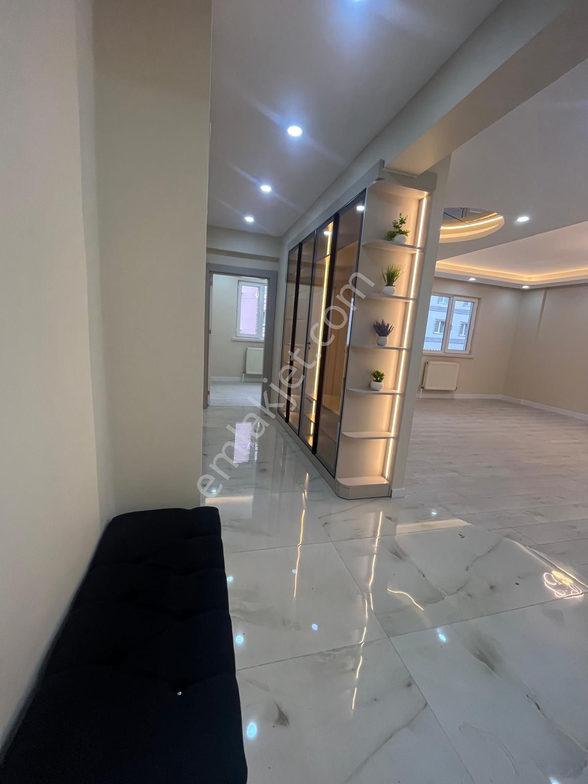 Mç Emlak'tan Mareşal Çakmak Mahallesin'de 3+1 Satılık Daire - Görsel 18