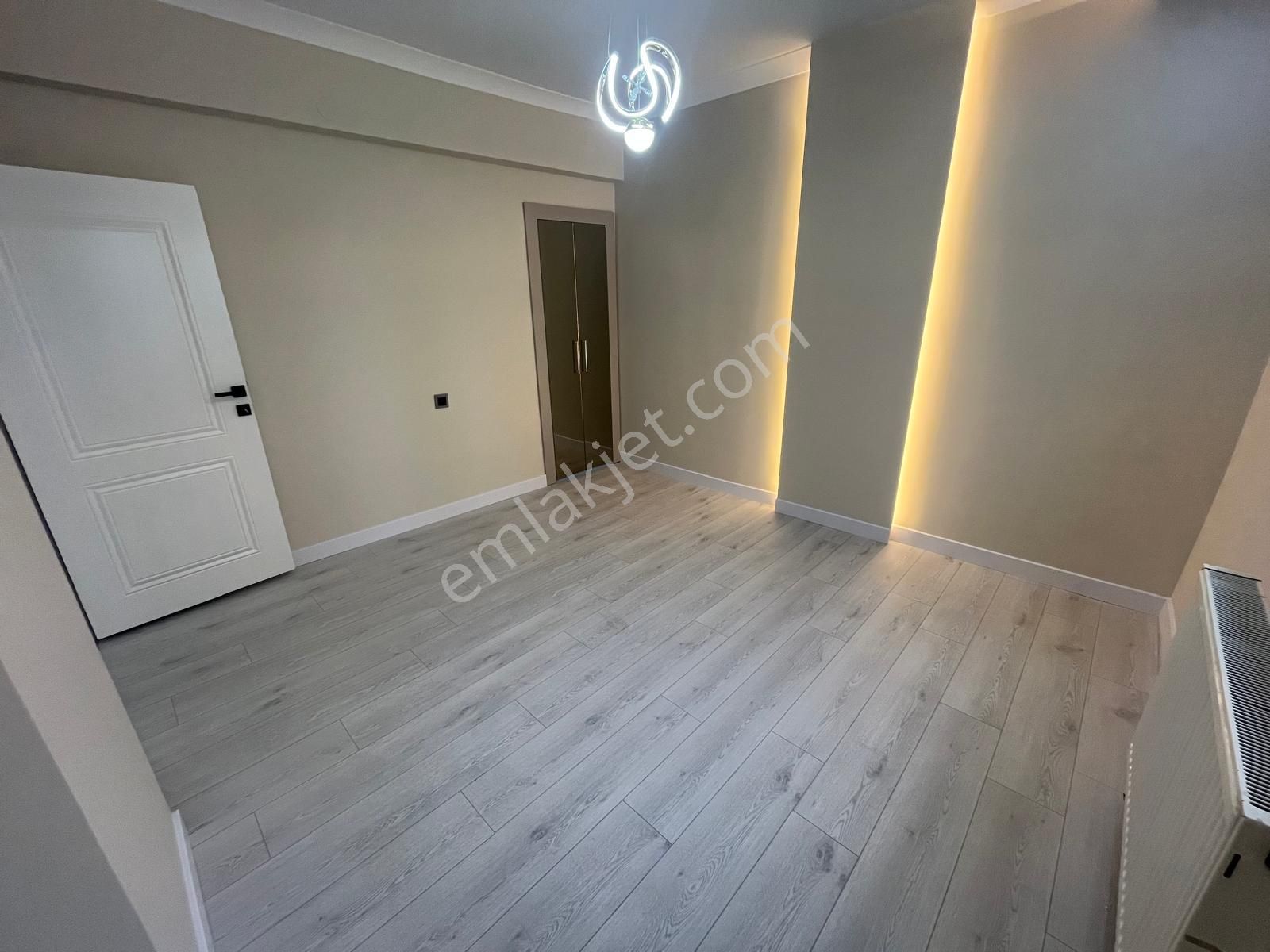 Mç Emlak'tan Mareşal Çakmak Mahallesin'de 3+1 Satılık Daire - Görsel 13