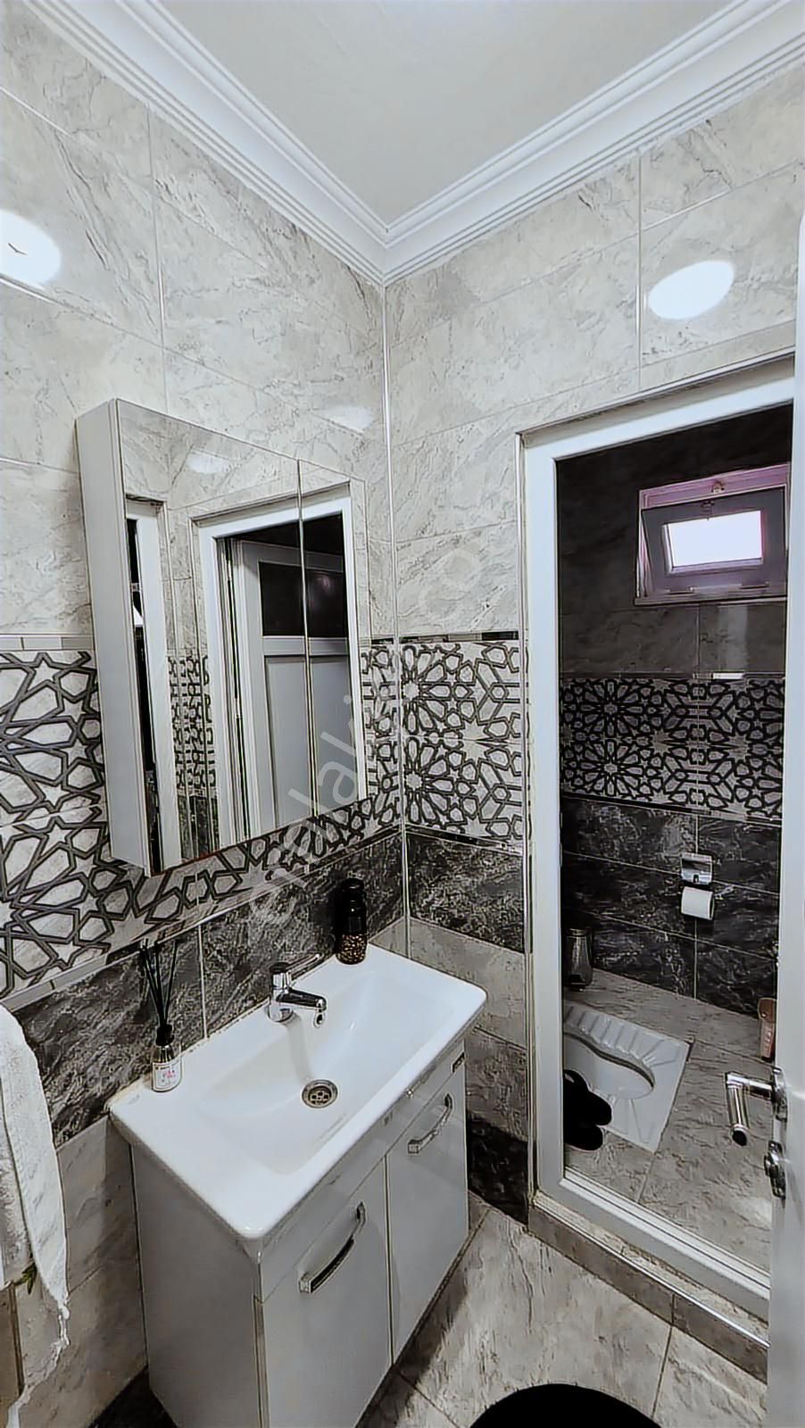 Serdivan Uzunköy De İki Katlı Müstakil Ev - Görsel 7