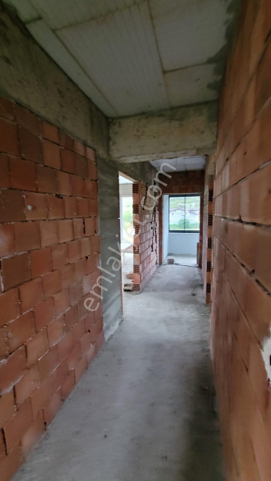 Serdivan Uzunköy De İki Katlı Müstakil Ev - Görsel 24