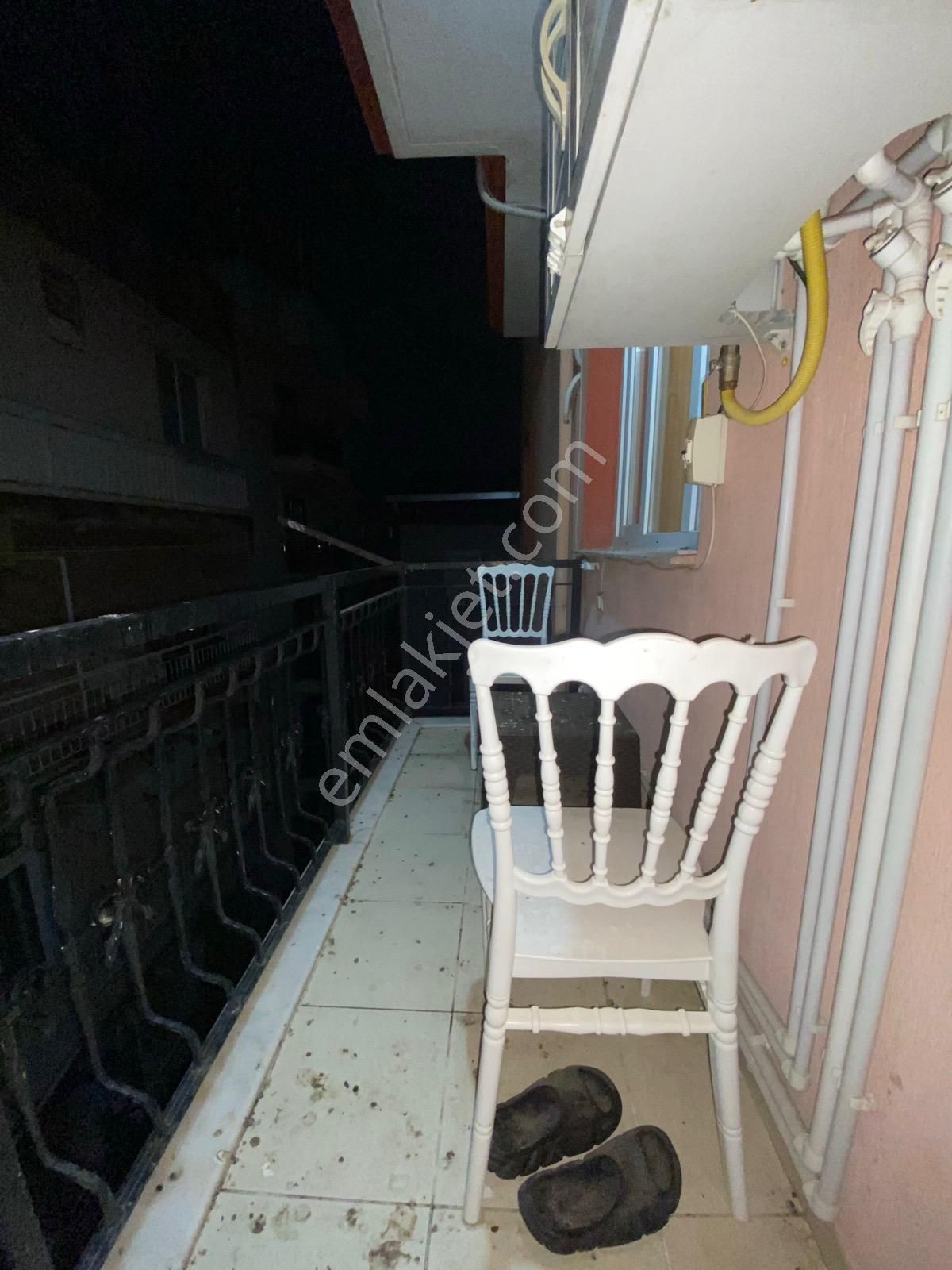 Yeşilyurt Mit. Loj. Karşısı Otoparklı Genç Bina'da Köşe 1+1 - Görsel 7