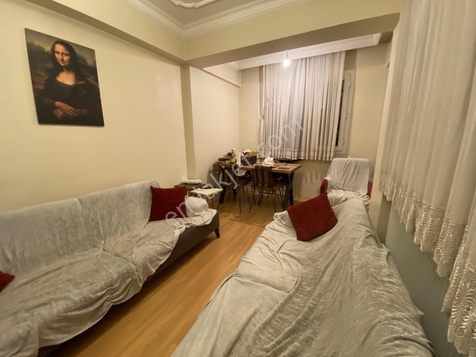 Yeşilyurt Mit. Loj. Karşısı Otoparklı Genç Bina'da Köşe 1+1 - Görsel 2