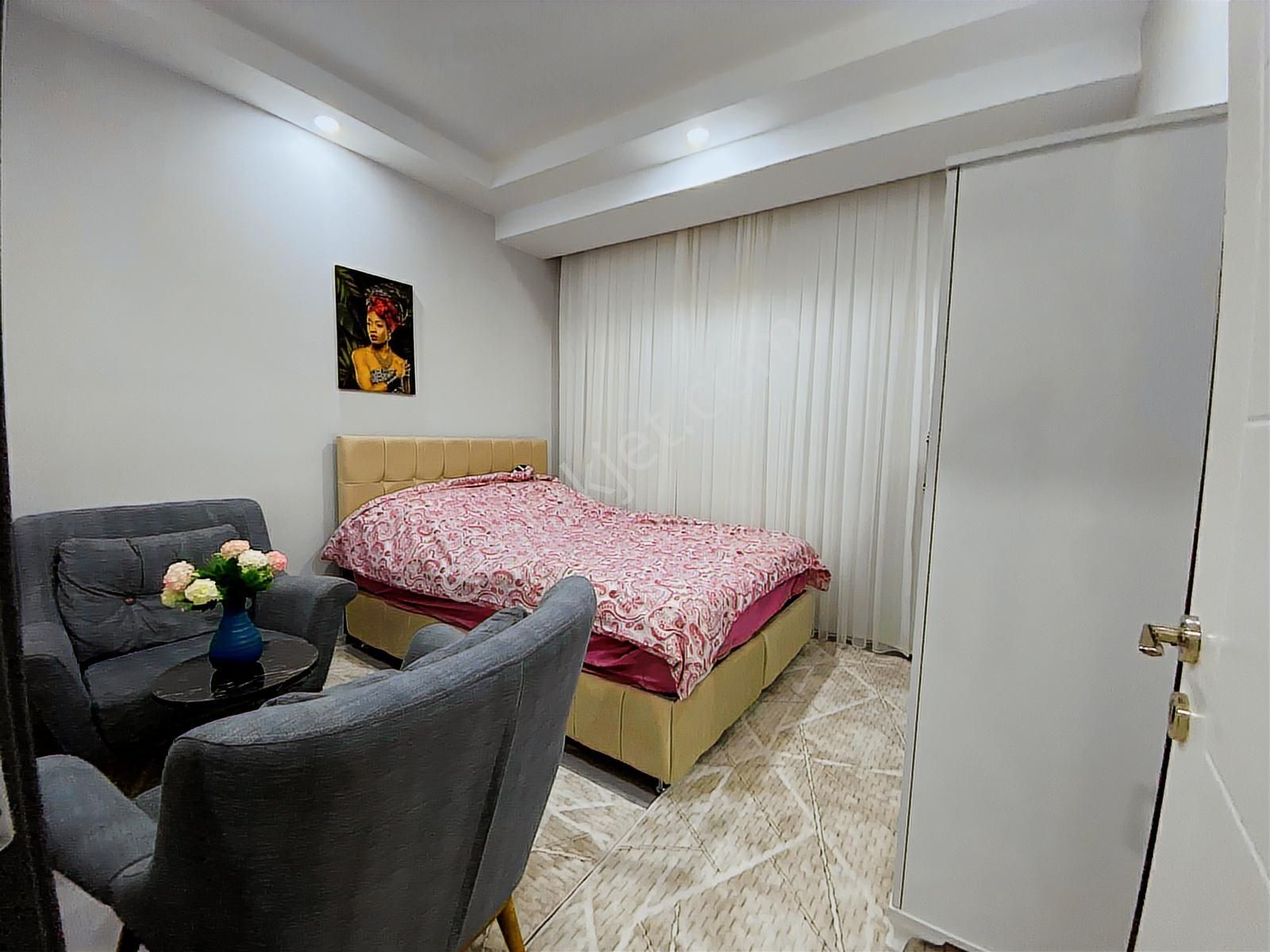 Denize Ve Tropik Parka Yakın Full Eşyalı 1+1 Daire - Görsel 6