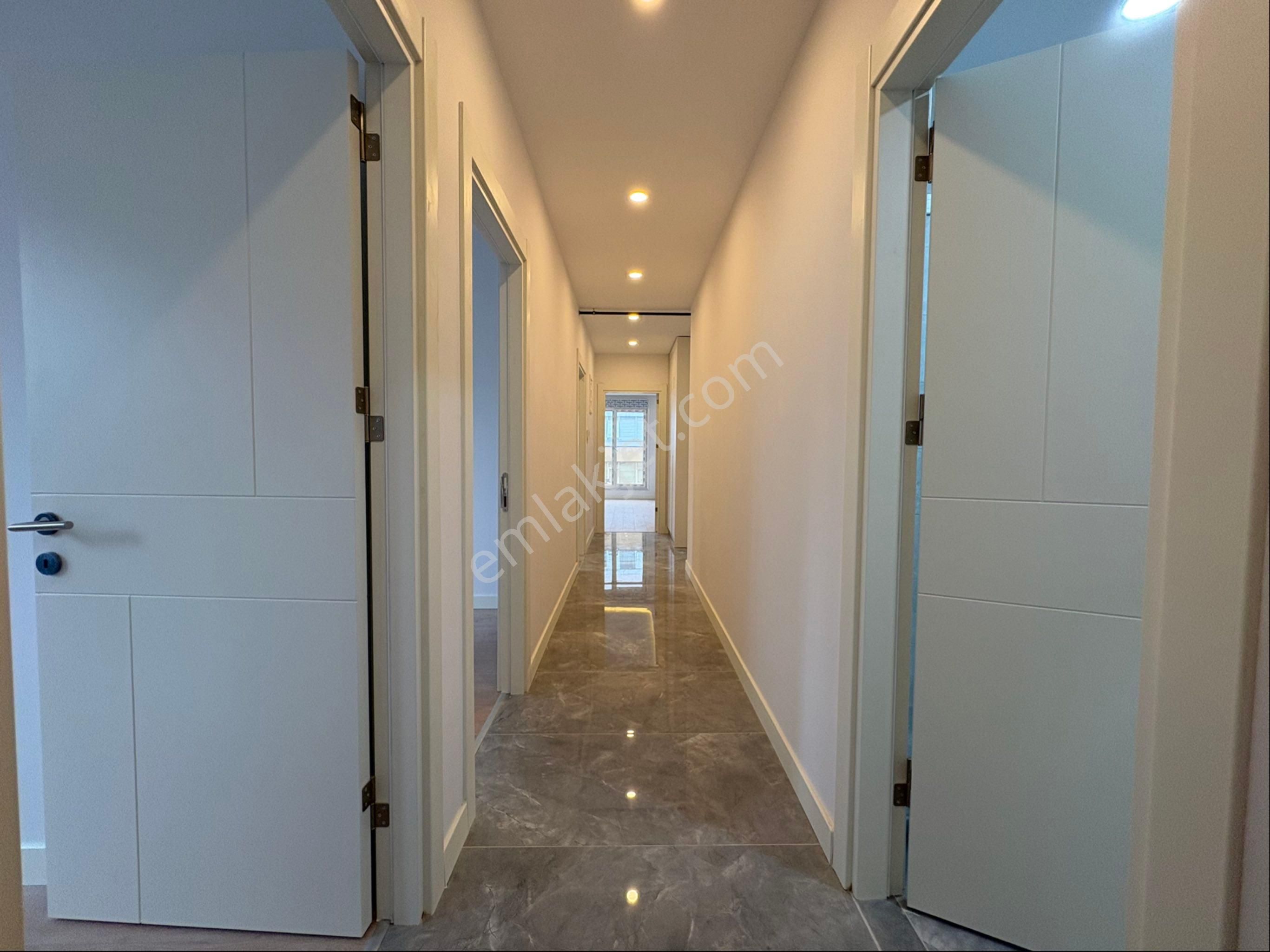 Oben'den Sıfır Binada Bağdat Caddesine 3. Bina 3+1 90 M² Net - Görsel 27