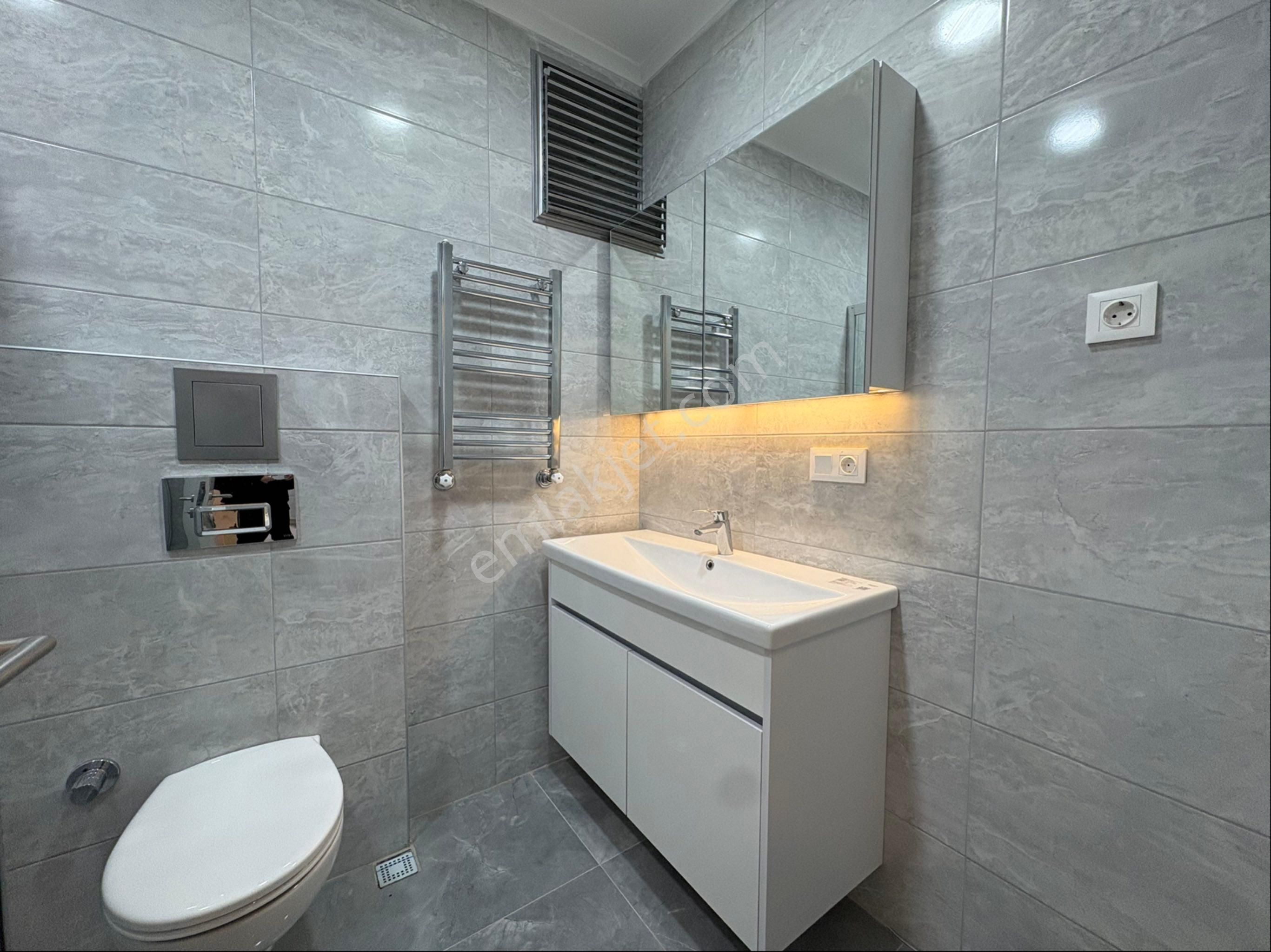 Oben'den Sıfır Binada Bağdat Caddesine 3. Bina 3+1 90 M² Net - Görsel 25