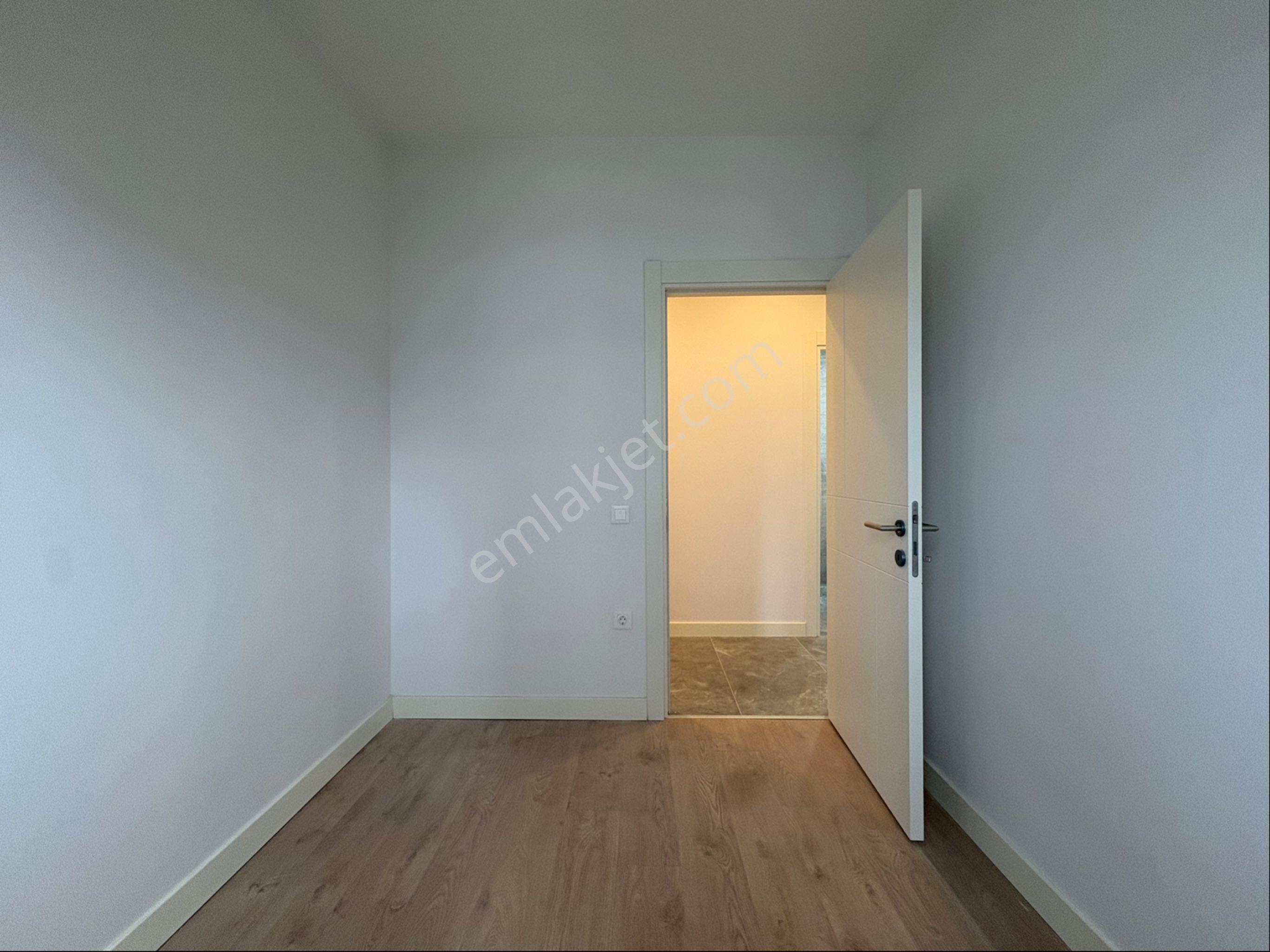 Oben'den Sıfır Binada Bağdat Caddesine 3. Bina 3+1 90 M² Net - Görsel 13