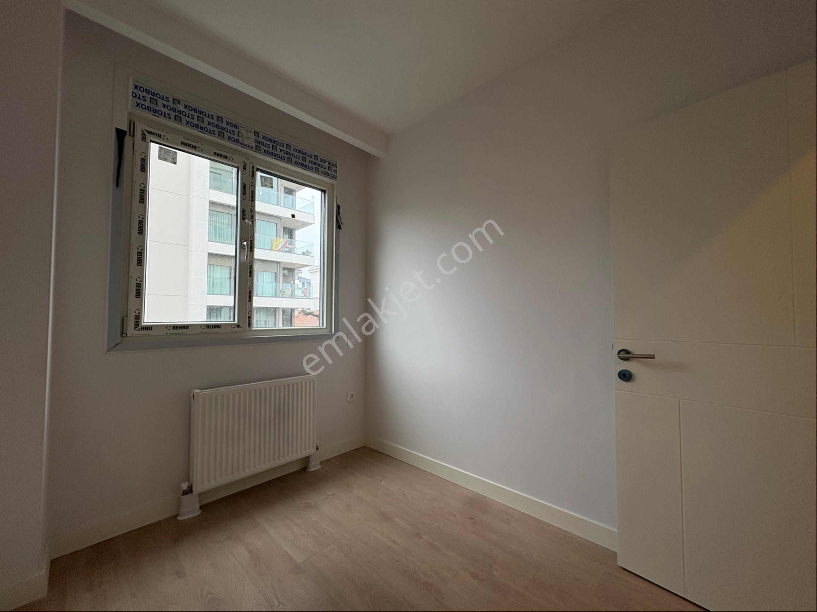 Oben'den Sıfır Binada Bağdat Caddesine 3. Bina 3+1 90 M² Net - Görsel 16