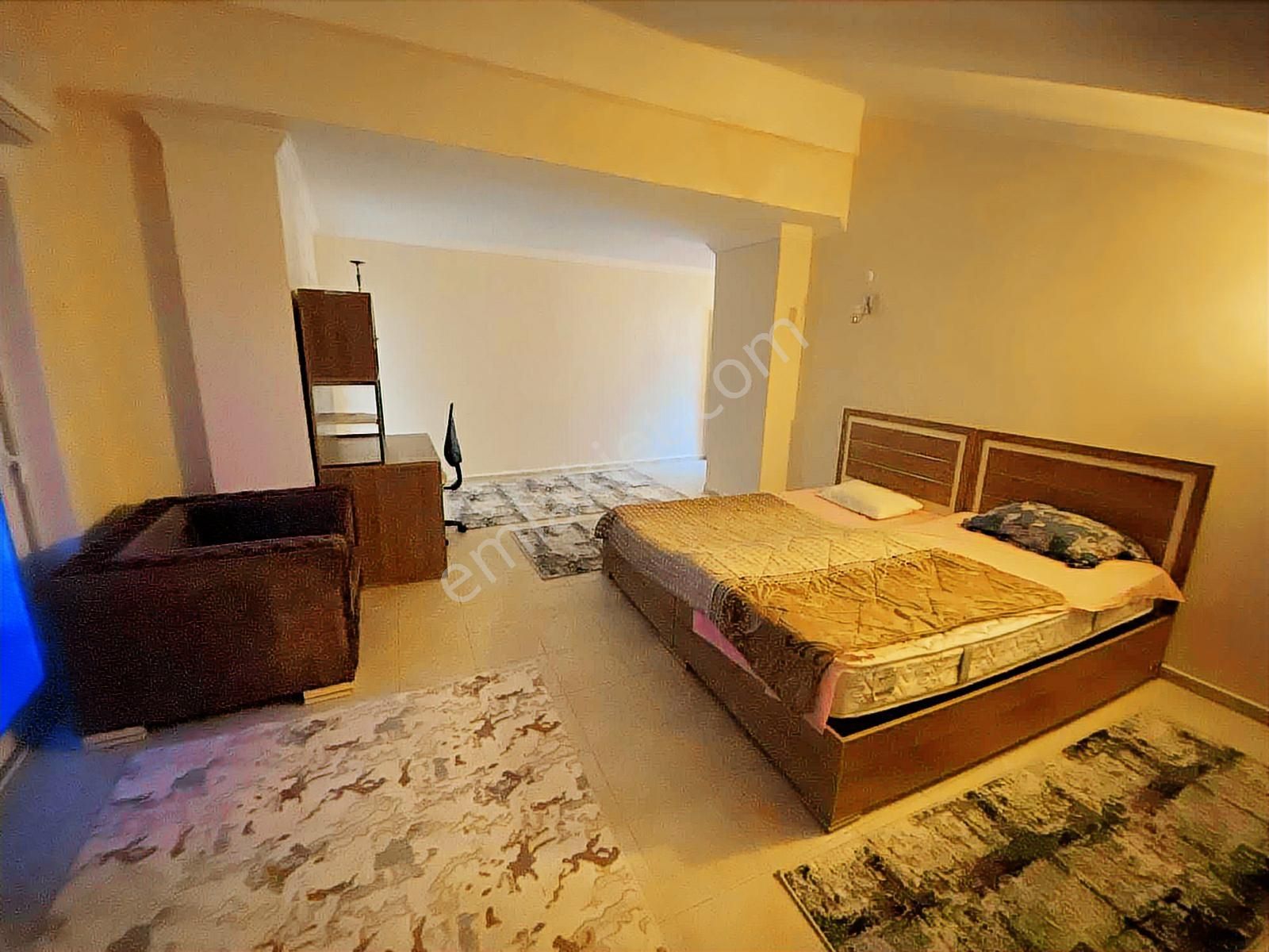 Obada Bölge Hastanesi Civarı Ful Eşyalı Kiralık 3+1 Daire - Görsel 5