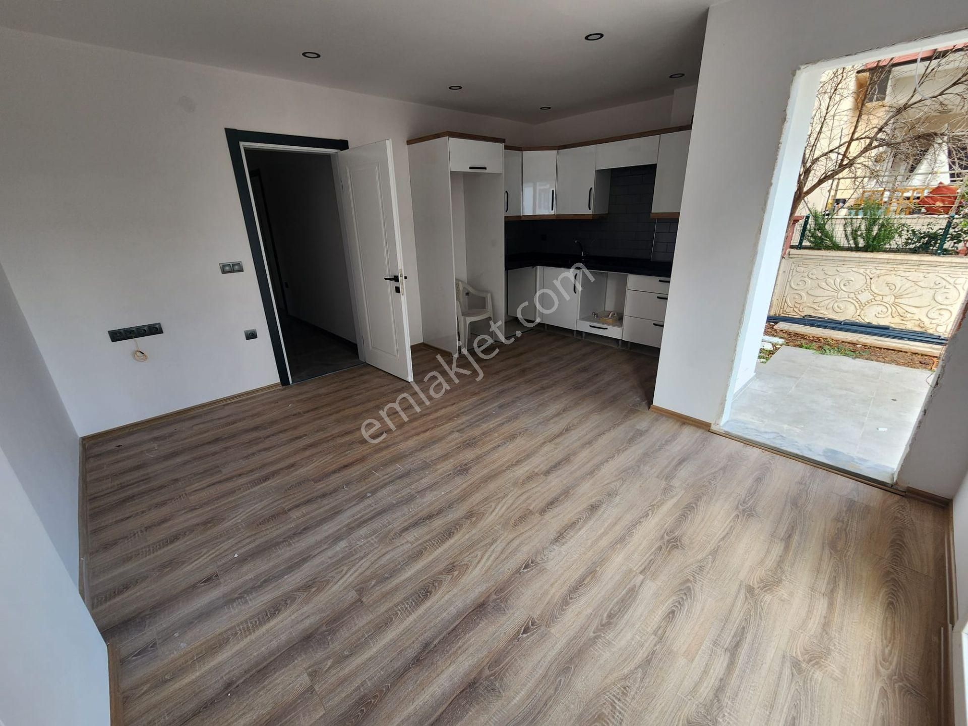 Didim Hisar Mahallesi’nde Müstakil Bahçeli, Geniş Verandalı 2+1 Daire - Fiyat: 4.100.000 Tl - Görsel 9