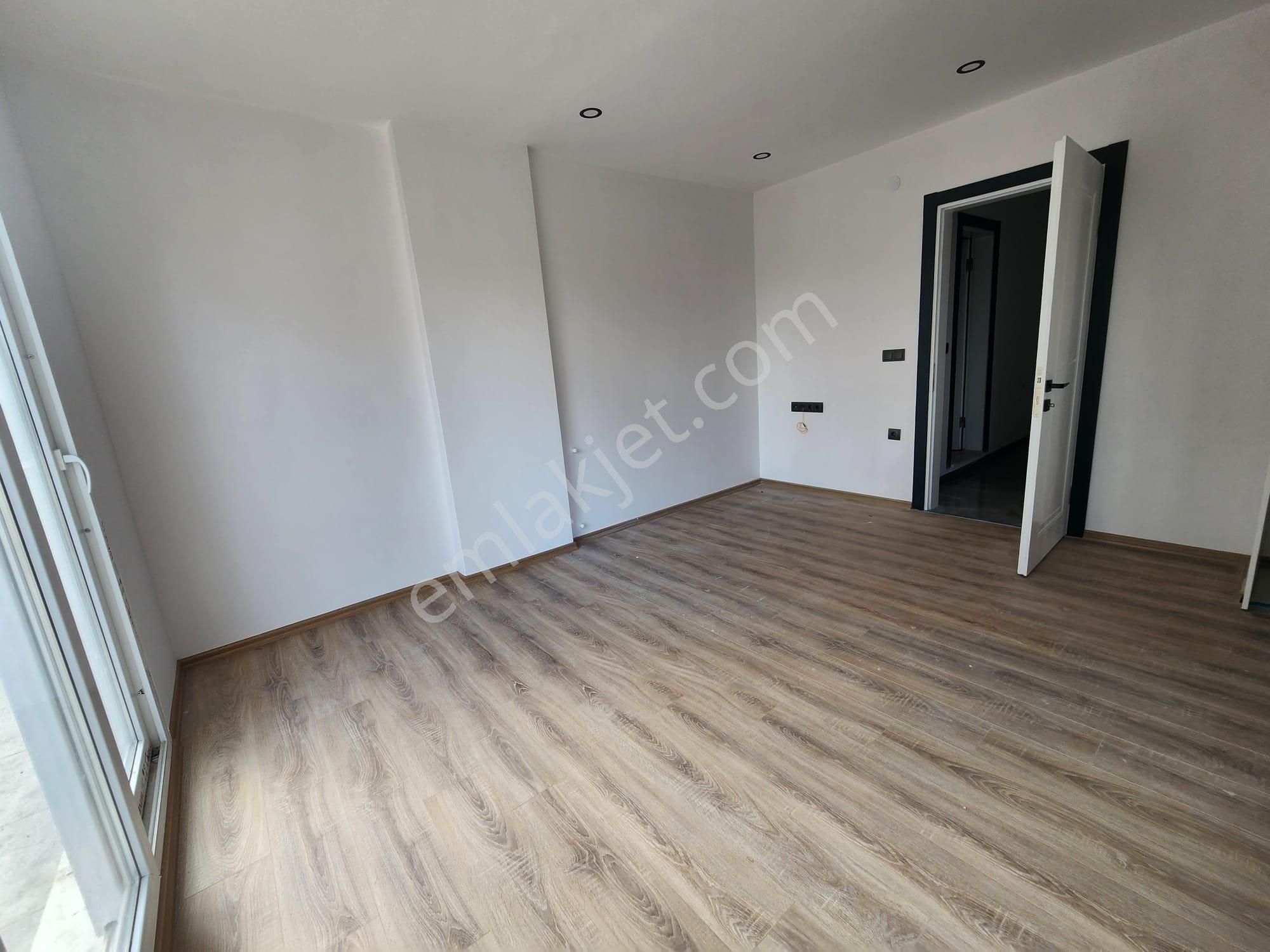 Didim Hisar Mahallesi’nde Müstakil Bahçeli, Geniş Verandalı 2+1 Daire - Fiyat: 4.100.000 Tl - Görsel 7