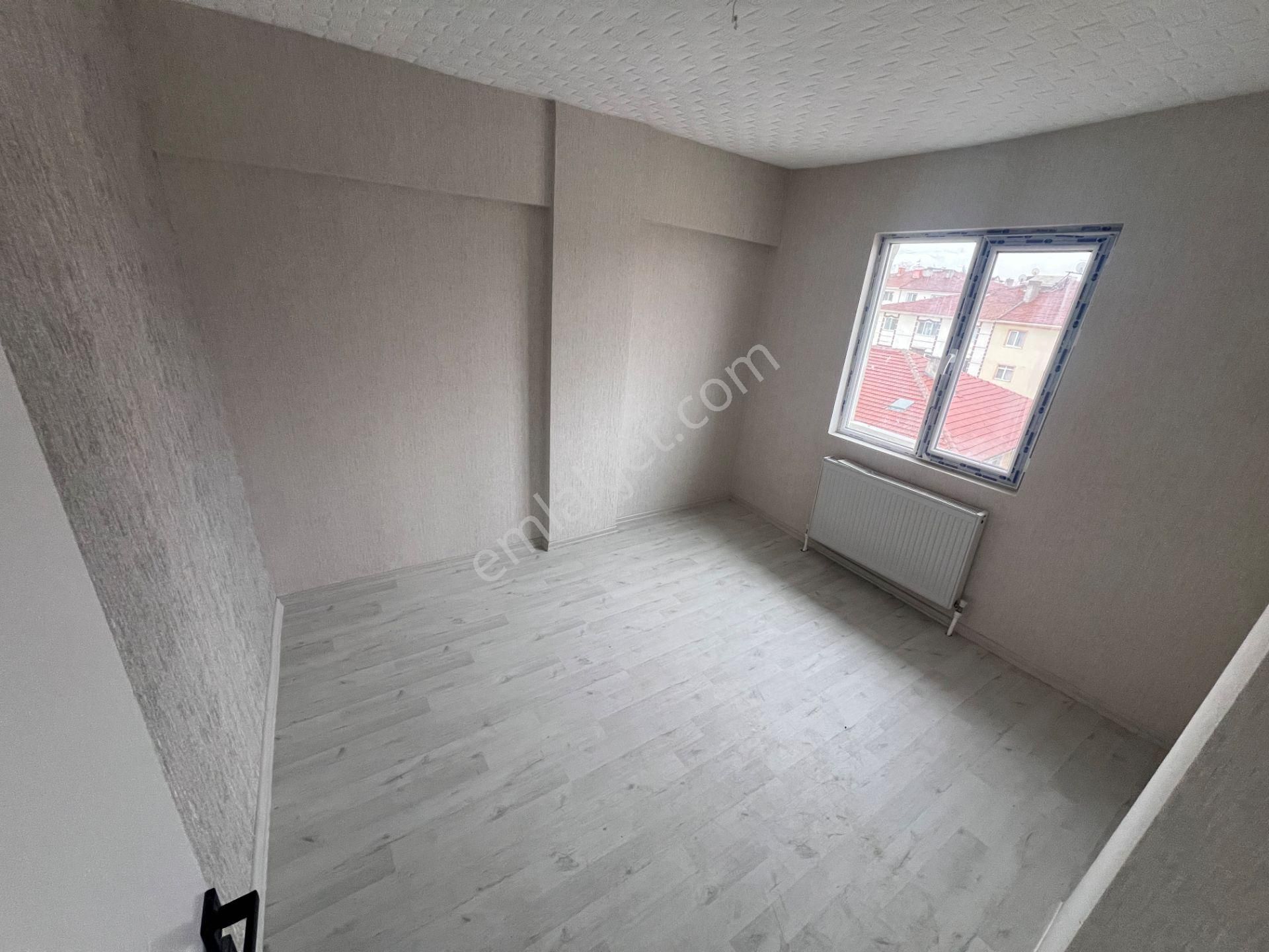Sincan Plevne Mah Ön Cephe Katta 120m2 3+1 Satılık Daire - Görsel 12