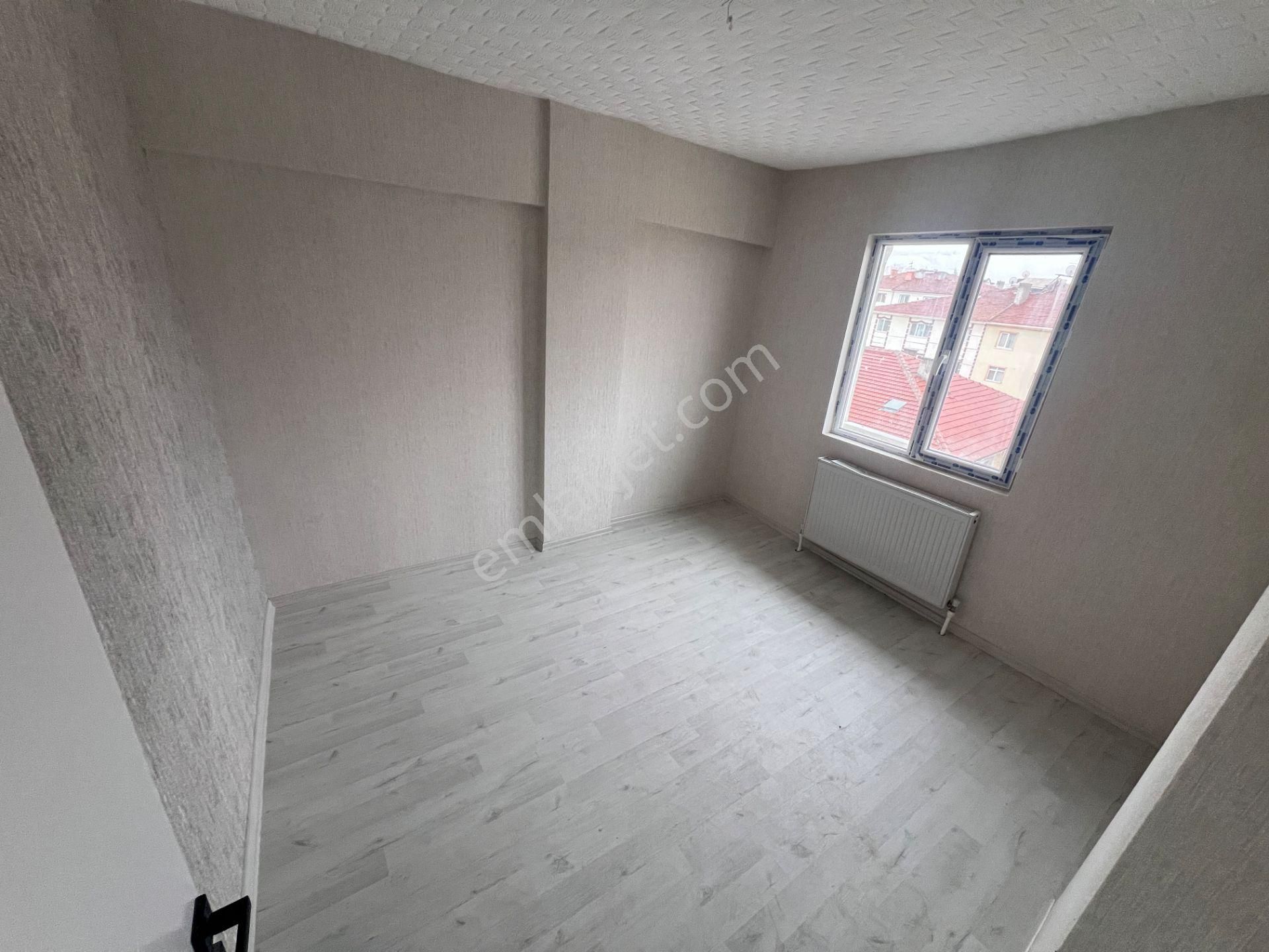 Sincan Plevne Mah Ön Cephe Katta 120m2 3+1 Satılık Daire - Görsel 13