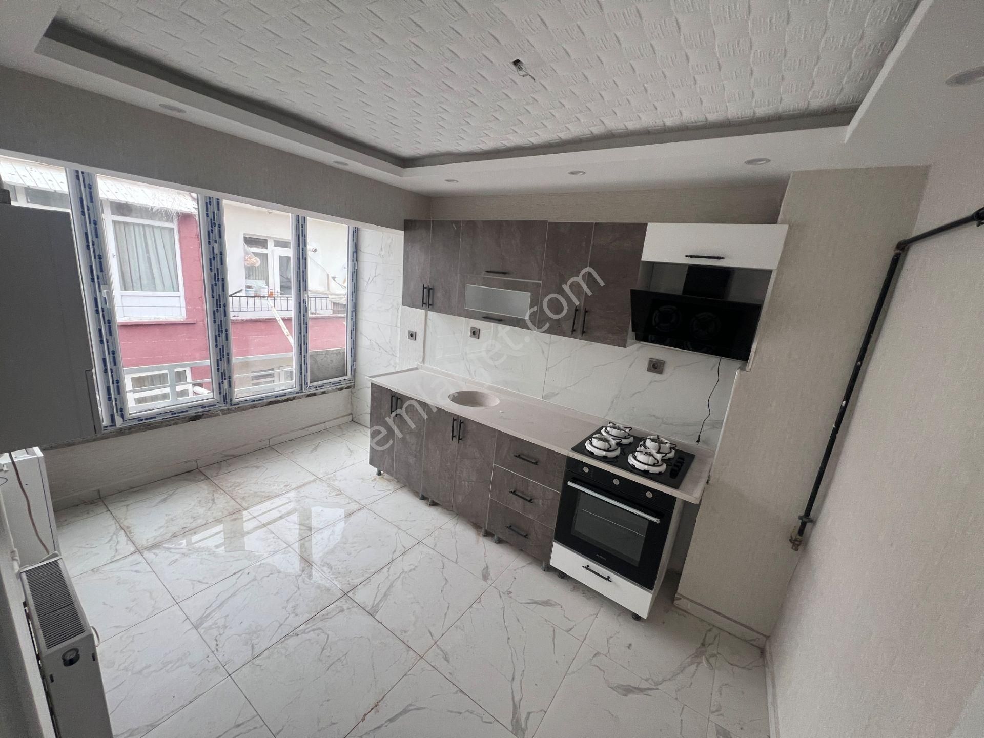 Sincan Plevne Mah Ön Cephe Katta 120m2 3+1 Satılık Daire - Görsel 2