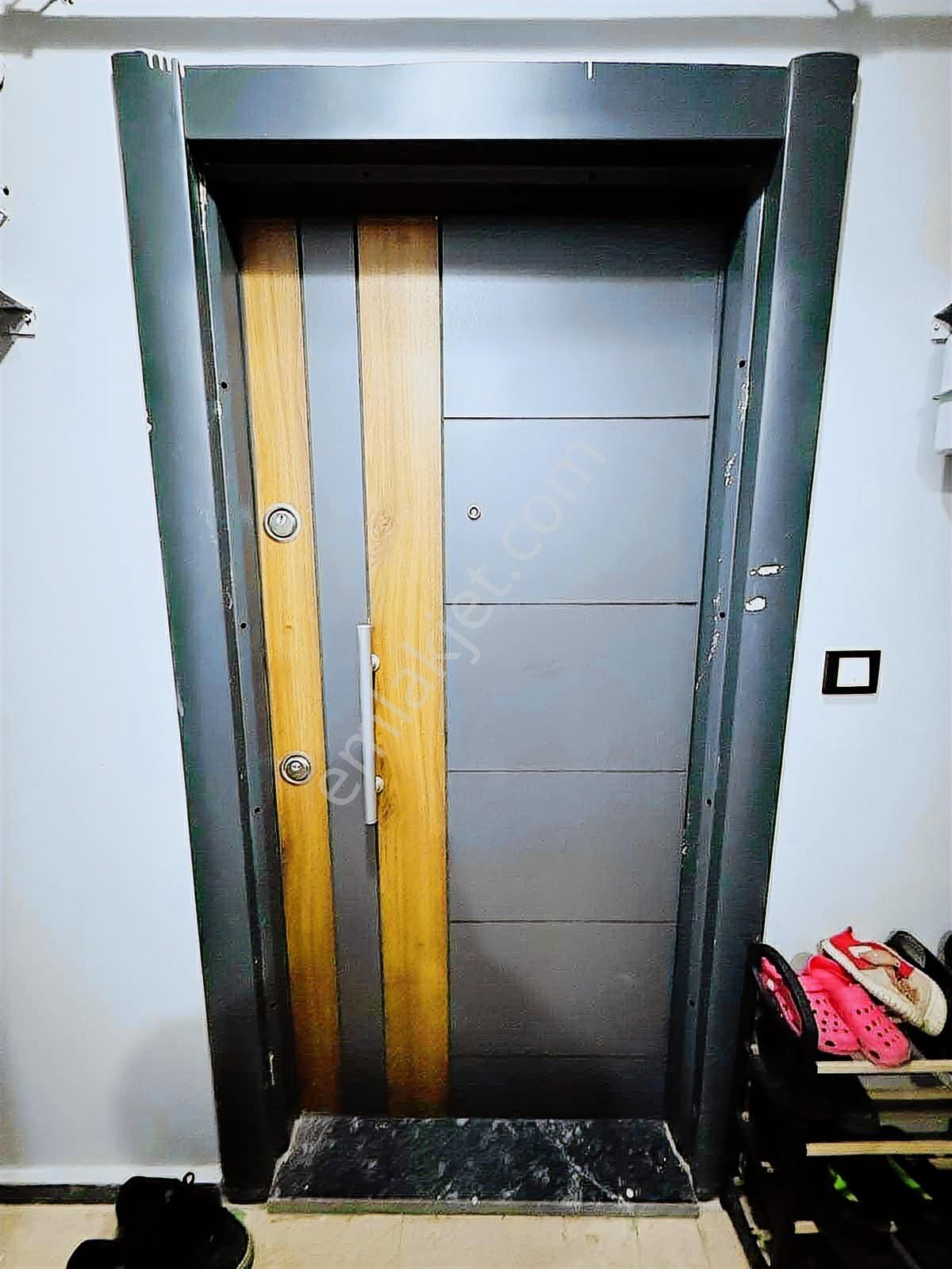 Havuzlar Mah Cumhuriyet Parkı Yakını 1+1 Acil Satılık Daire - Görsel 2