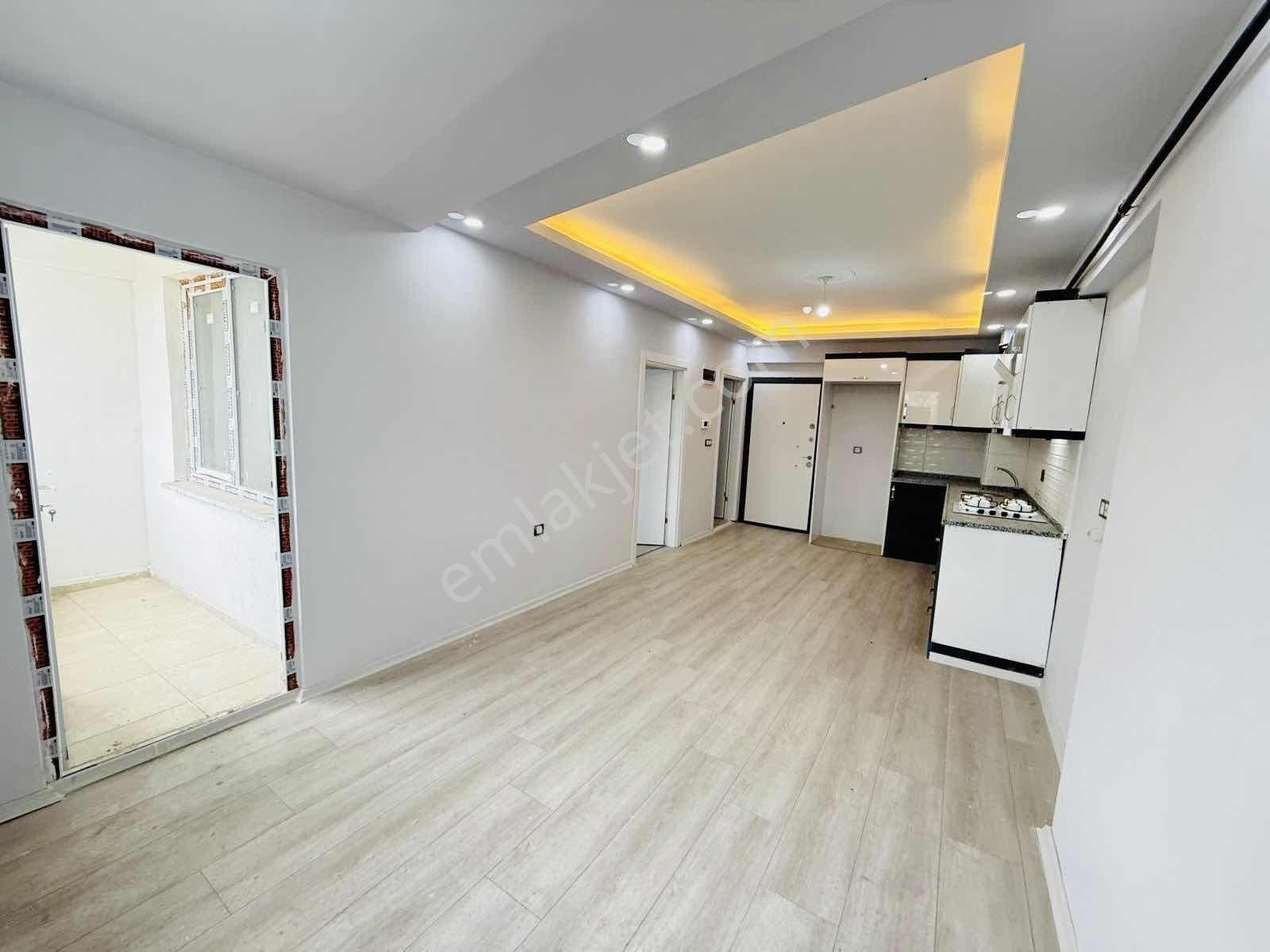 Havuzlar Mah Cumhuriyet Parkı Yakını 1+1 Acil Satılık Daire - Görsel 14