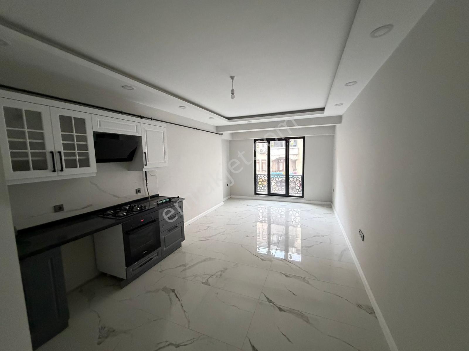Değirmendere Merkezde Kiralık 3+1 Açık Mutfaklı Daire - Görsel 7