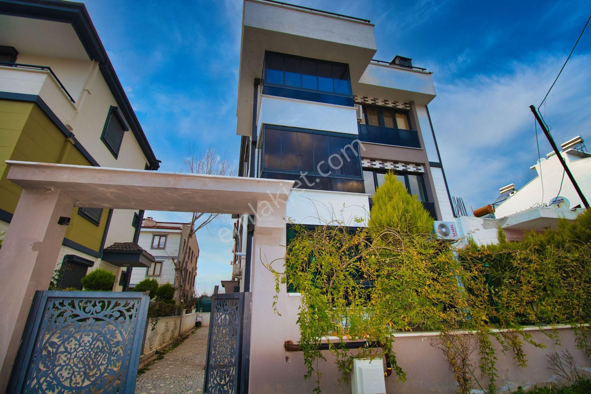 🛑🛑aktif'ten Akçay Merkezde Geniş Cam Balkonlu Arakat Ön Cephe Fırsat 1+1 Daire