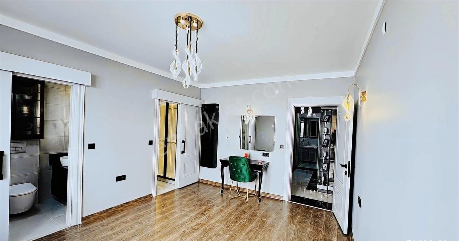 Kc Emlaktan 150m2 %50 Kiredili Ultra Lüks 4+1 Eşyalı Daire - Görsel 8