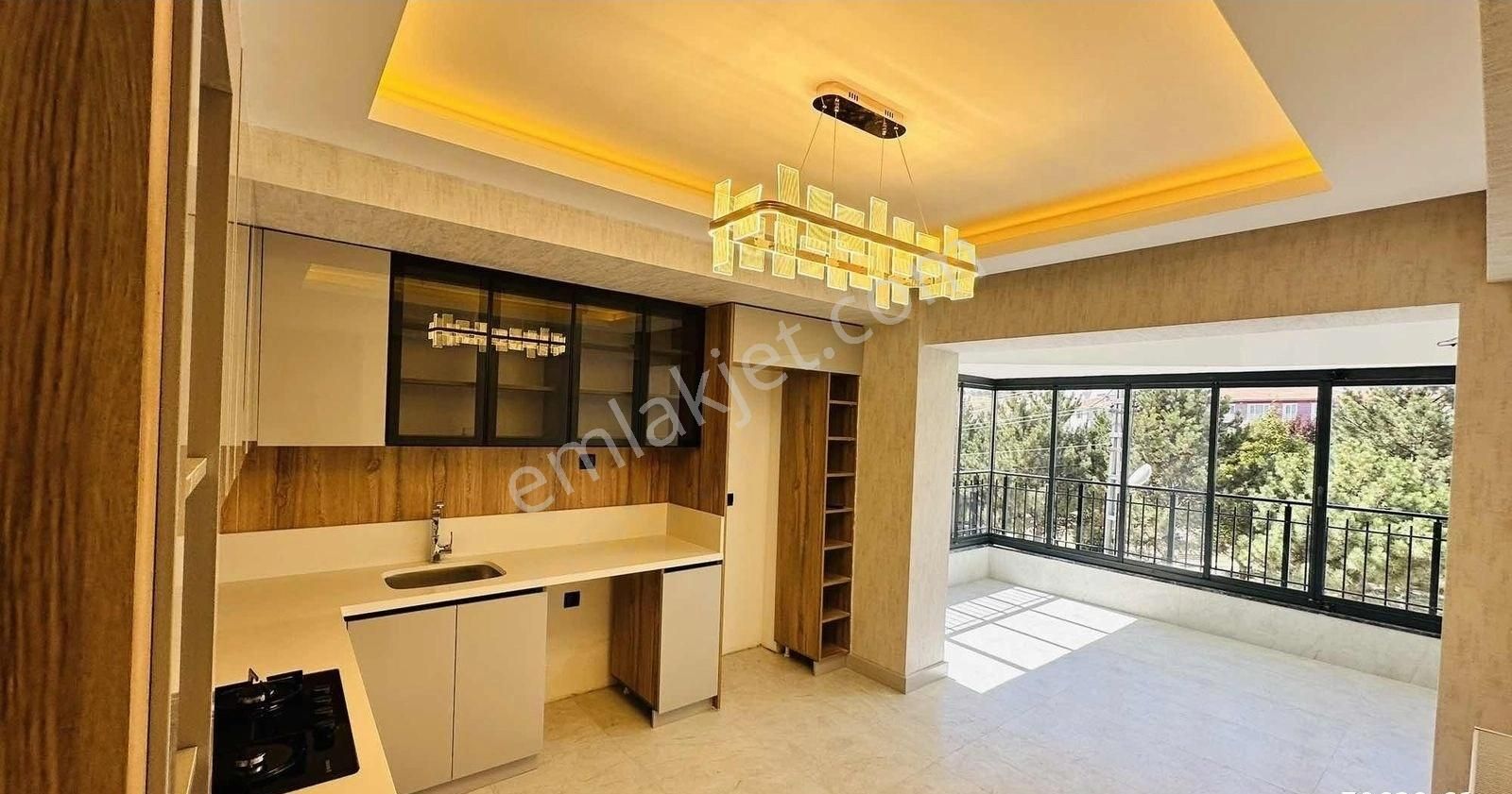 Kc Emlaktan Köşe Başında Site İçerisinde Ultra Lüks 3+1 Daire - Görsel 18