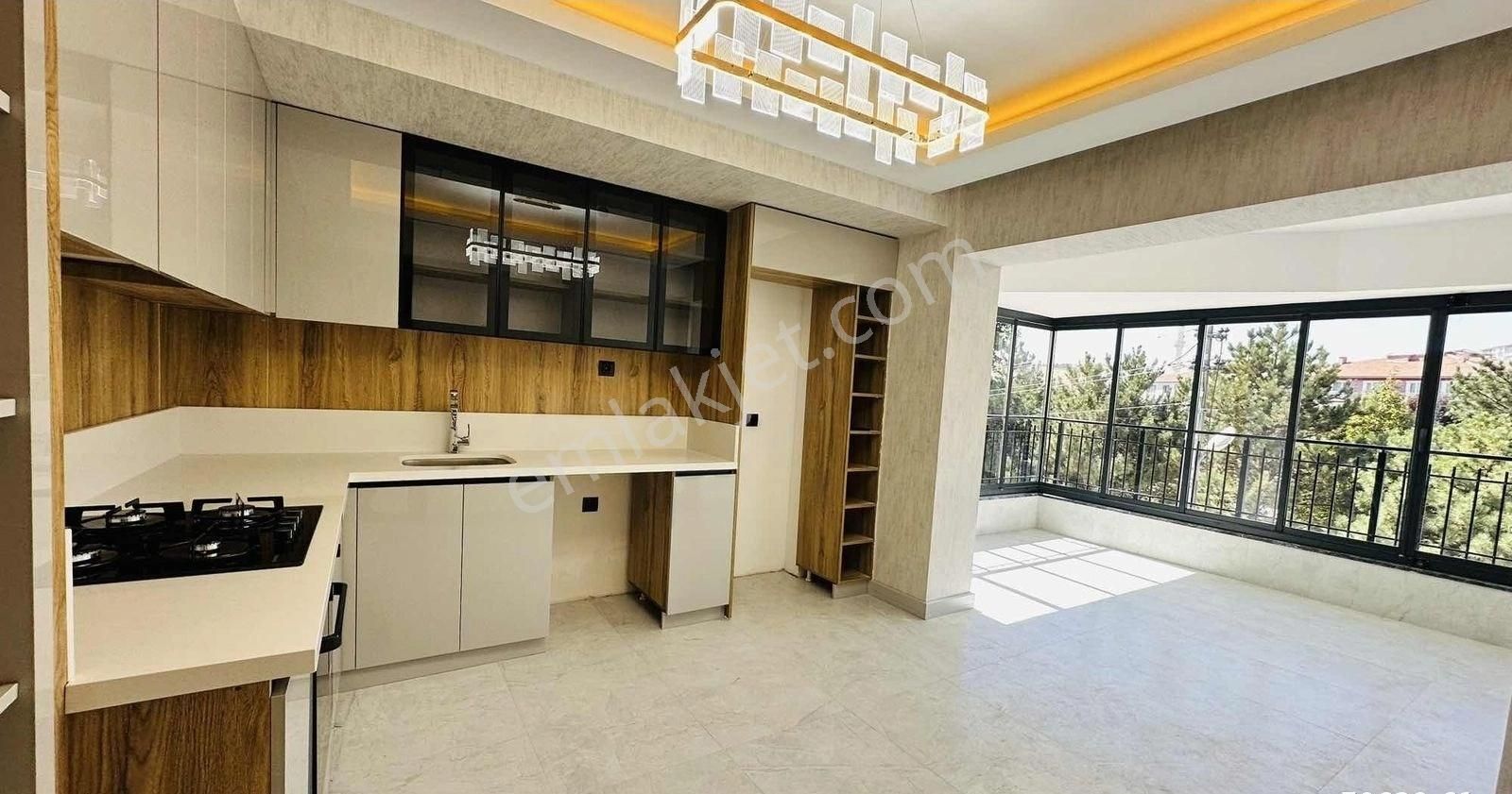 Kc Emlaktan Köşe Başında Site İçerisinde Ultra Lüks 3+1 Daire - Görsel 28