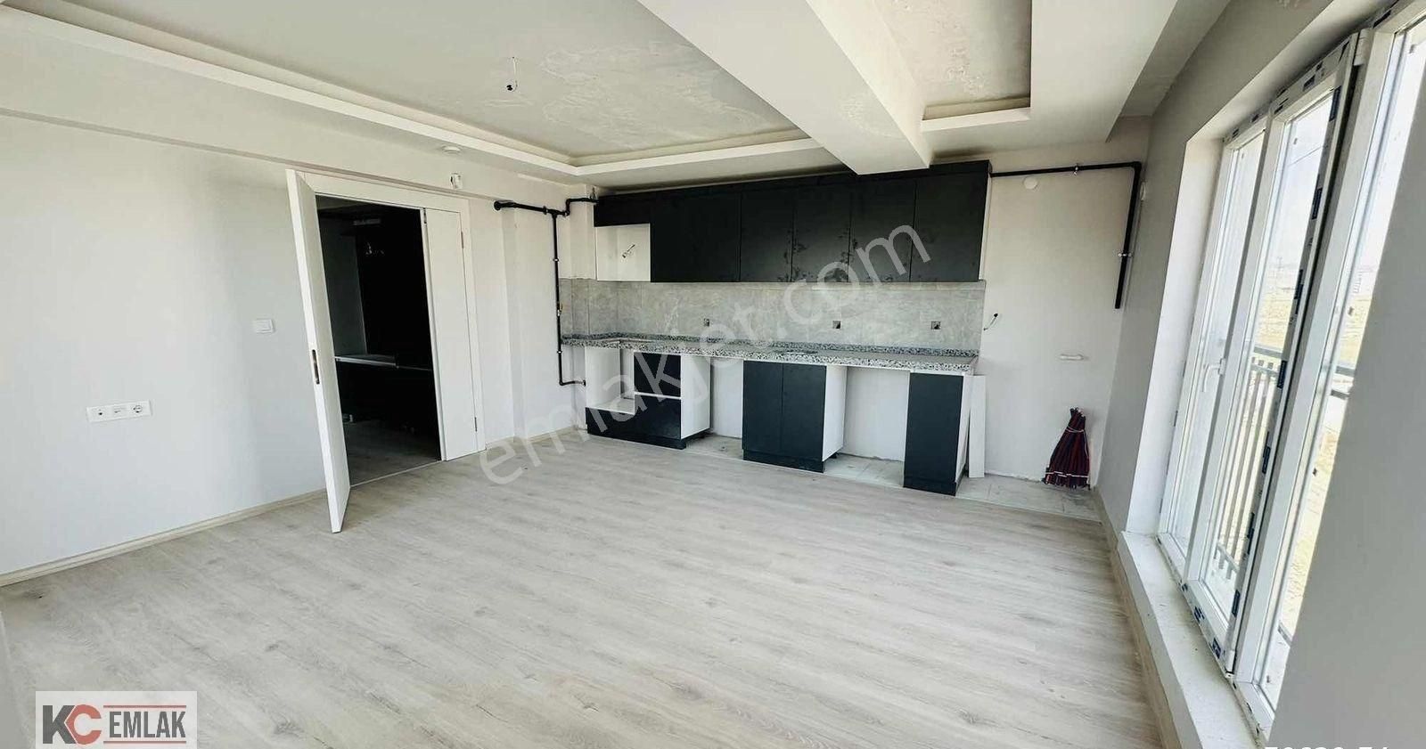 Kc Emlaktan Bölgenin En Uygun Katta 2+1 Lüks Krediye Uygun Daıre - Görsel 22