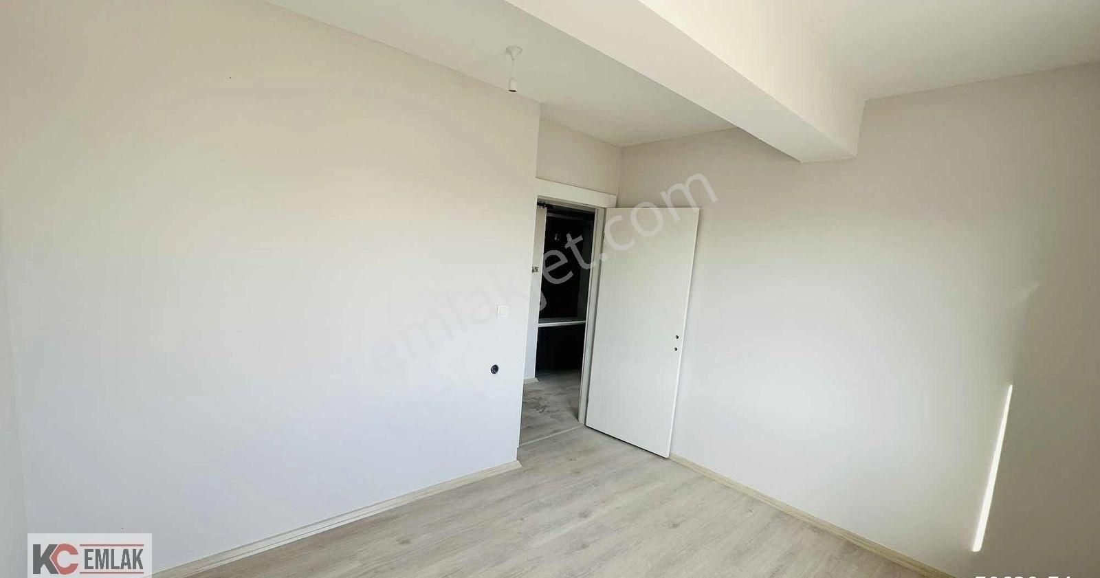 Kc Emlaktan Bölgenin En Uygun Katta 2+1 Lüks Krediye Uygun Daıre - Görsel 23