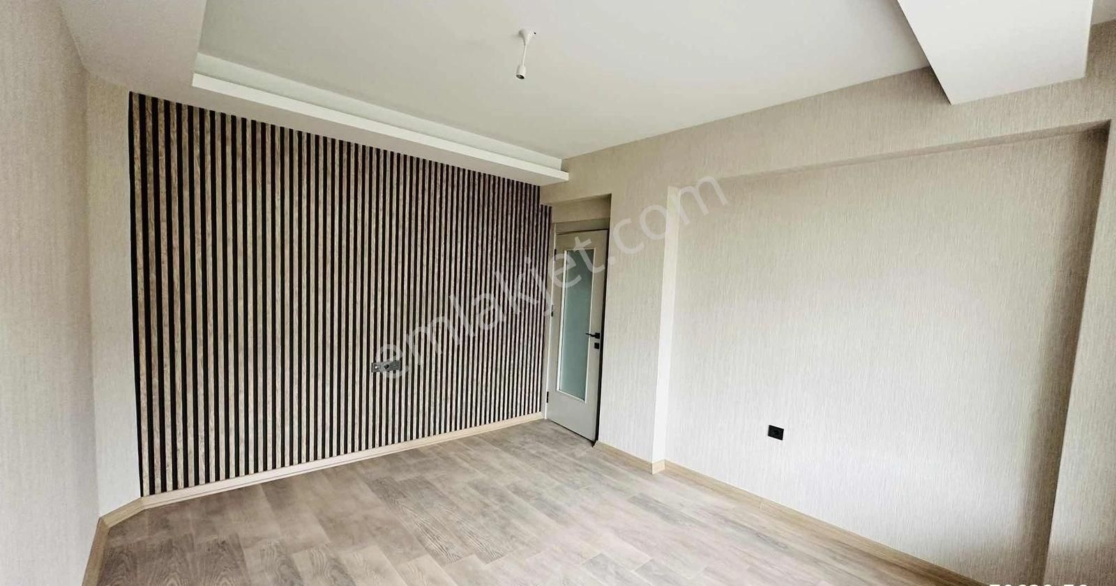 Kc Emlaktan Köşe Başında Ultra Lüks 2+1 Fırsat Dairesi - Görsel 12