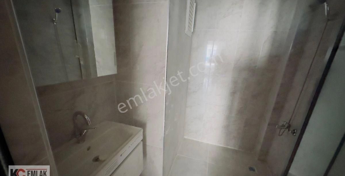 Kc Emlaktan Ara Katta İskanlı Krediye Uygun 140m2 3+1 Merkezi Lokasyonda Fırsat Dairesi - Görsel 28