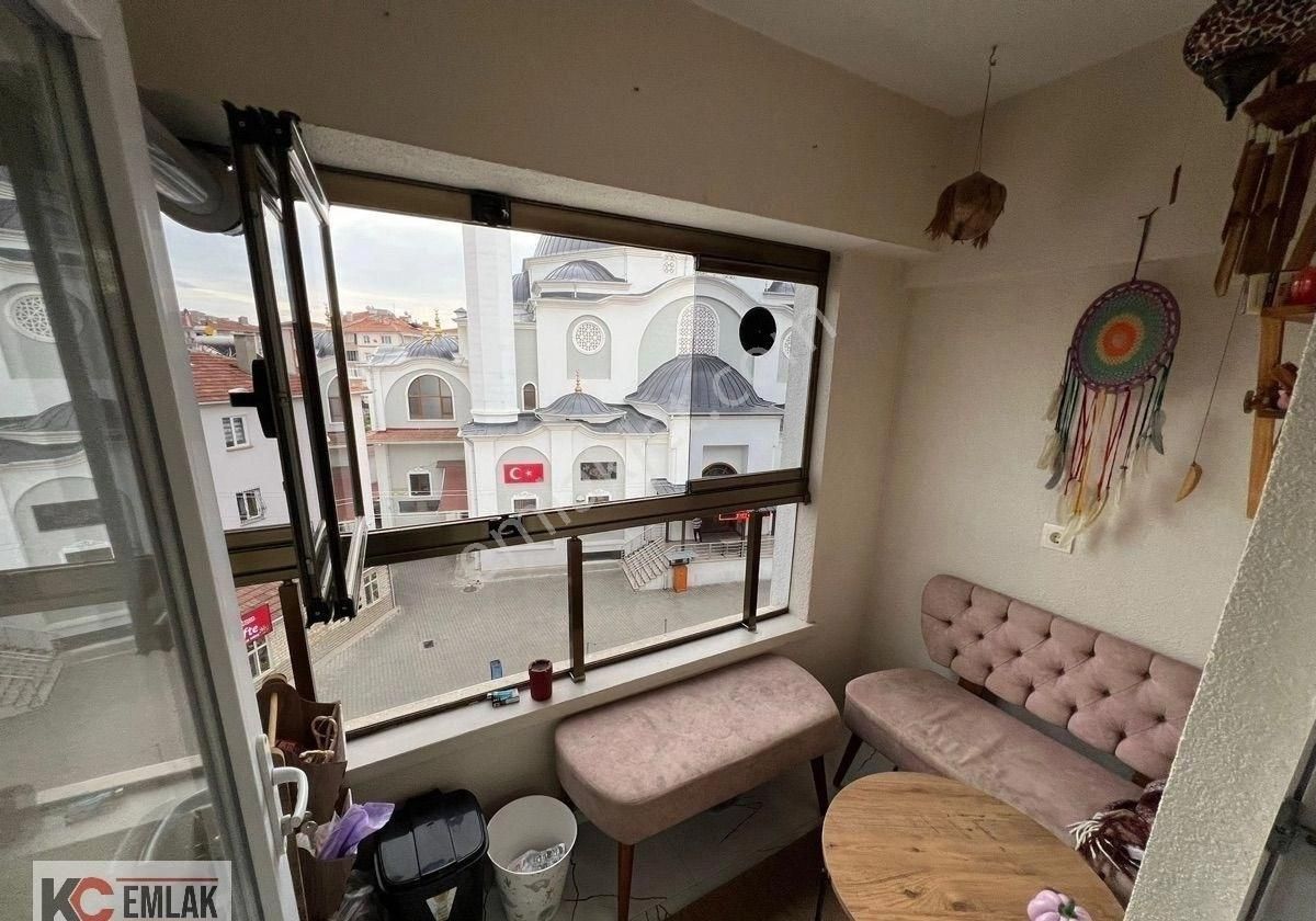 Kc Emlaktan Akşemsettin Mahalesinde Ara Kat 3+1 Masrafsız Daire - Görsel 18