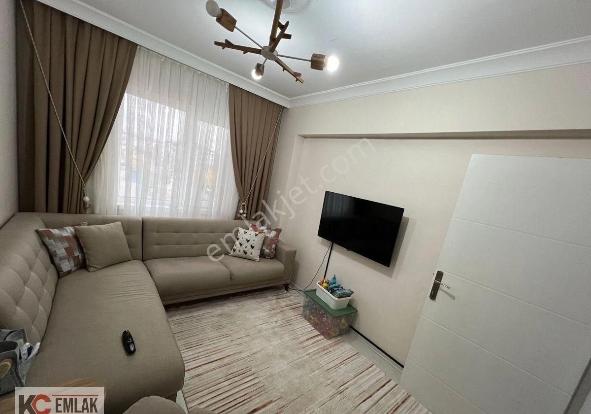 Kc Emlaktan Akşemsettin Mahalesinde Ara Kat 3+1 Masrafsız Daire - Görsel 2