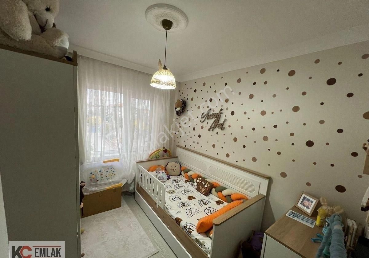 Kc Emlaktan Akşemsettin Mahalesinde Ara Kat 3+1 Masrafsız Daire - Görsel 6