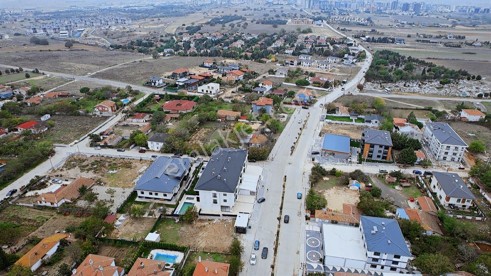Redstone'den Önerler Mahallesinde 240 M² Kiralık Dükkan - Görsel 11