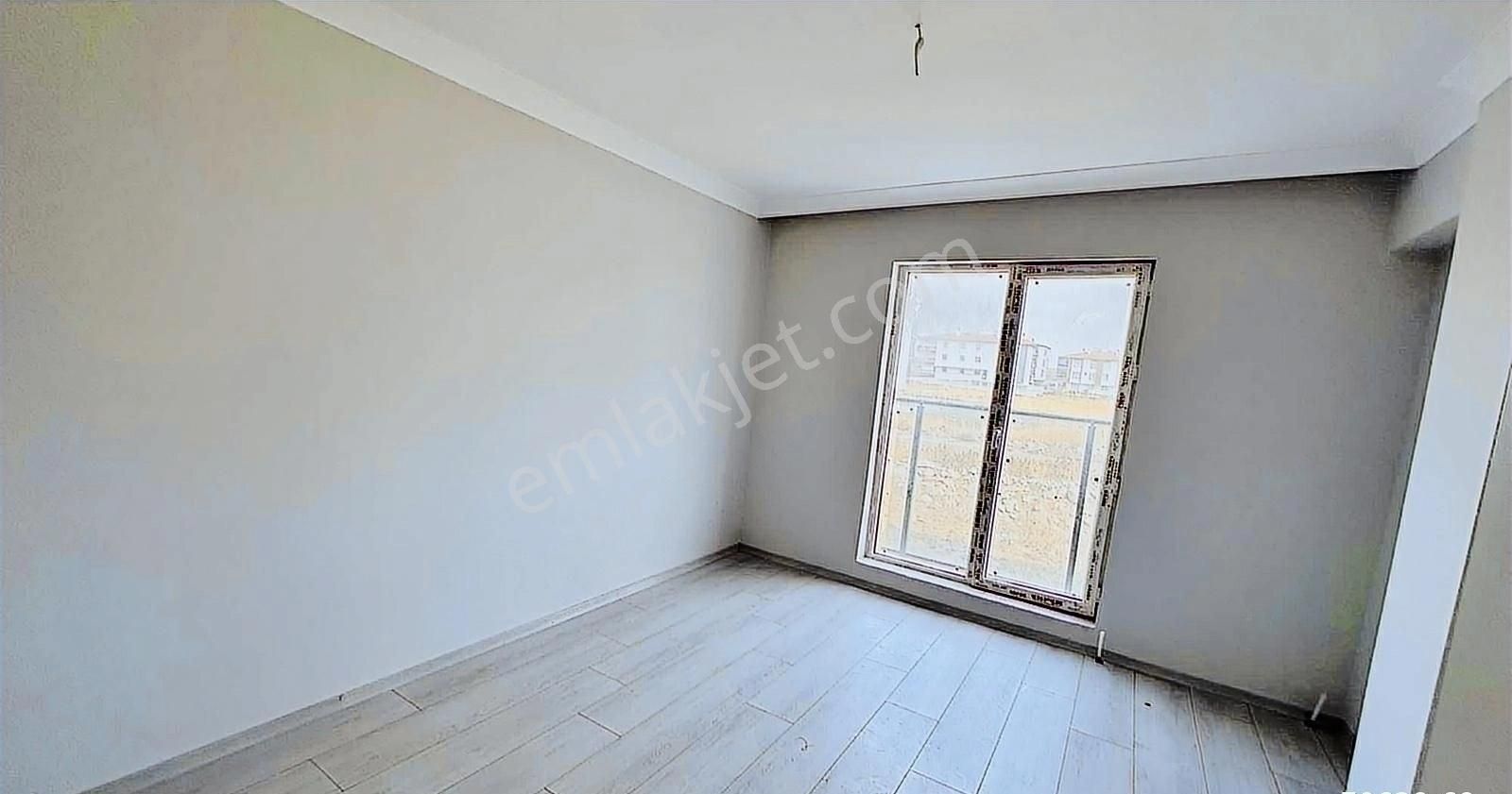 Kc Emlaktan Ara Katta 3+1 Park Çepheli Fırsat Dairesi - Görsel 3