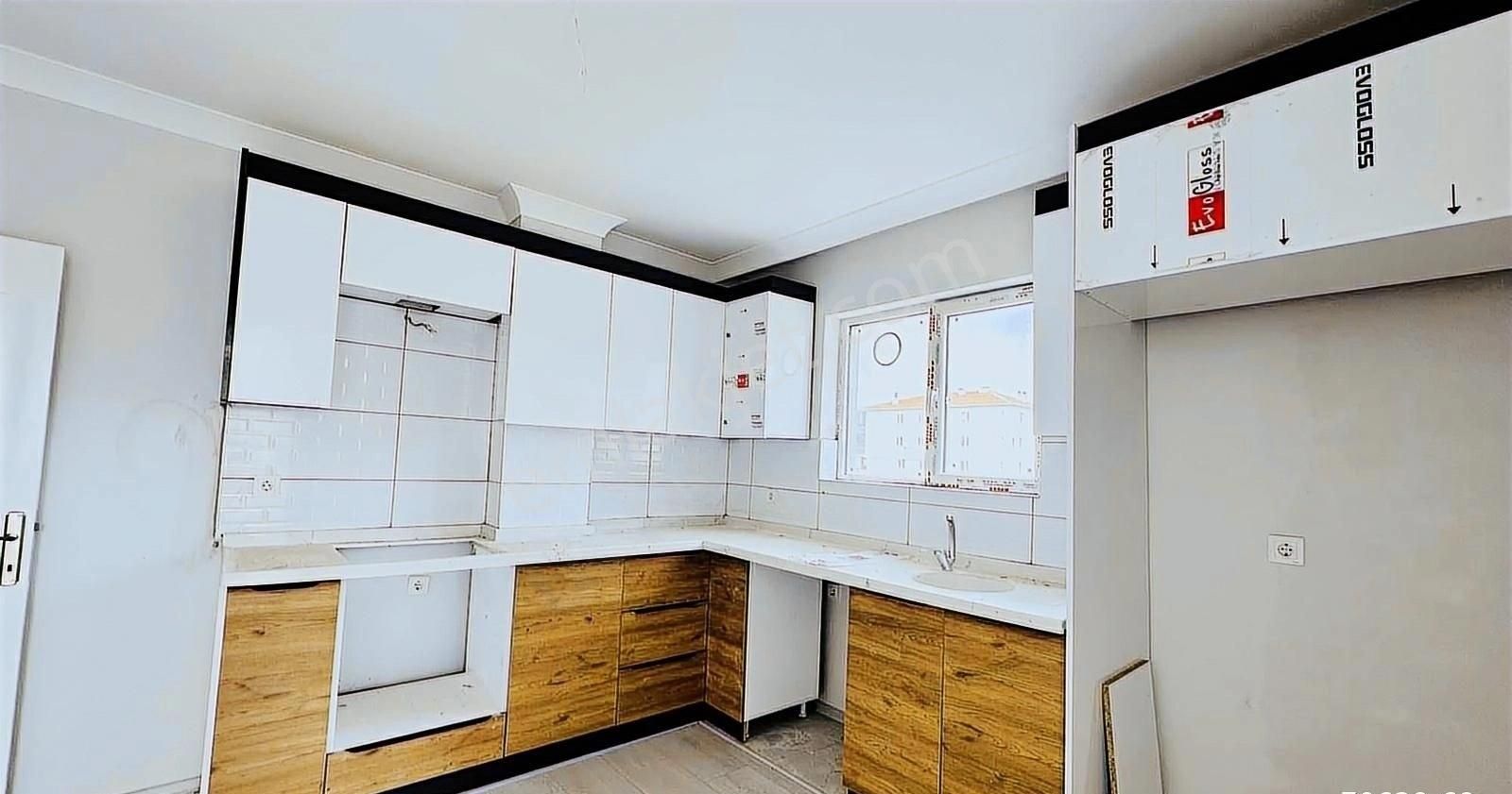 Kc Emlaktan Ara Katta 3+1 Park Çepheli Fırsat Dairesi - Görsel 11