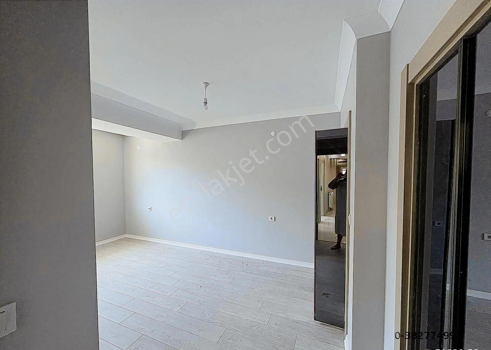 _kc Emlak Gyd 4+1 Lüks Yapılı Krediye Uygun 150m2 Sıfır Daire_ - Görsel 35