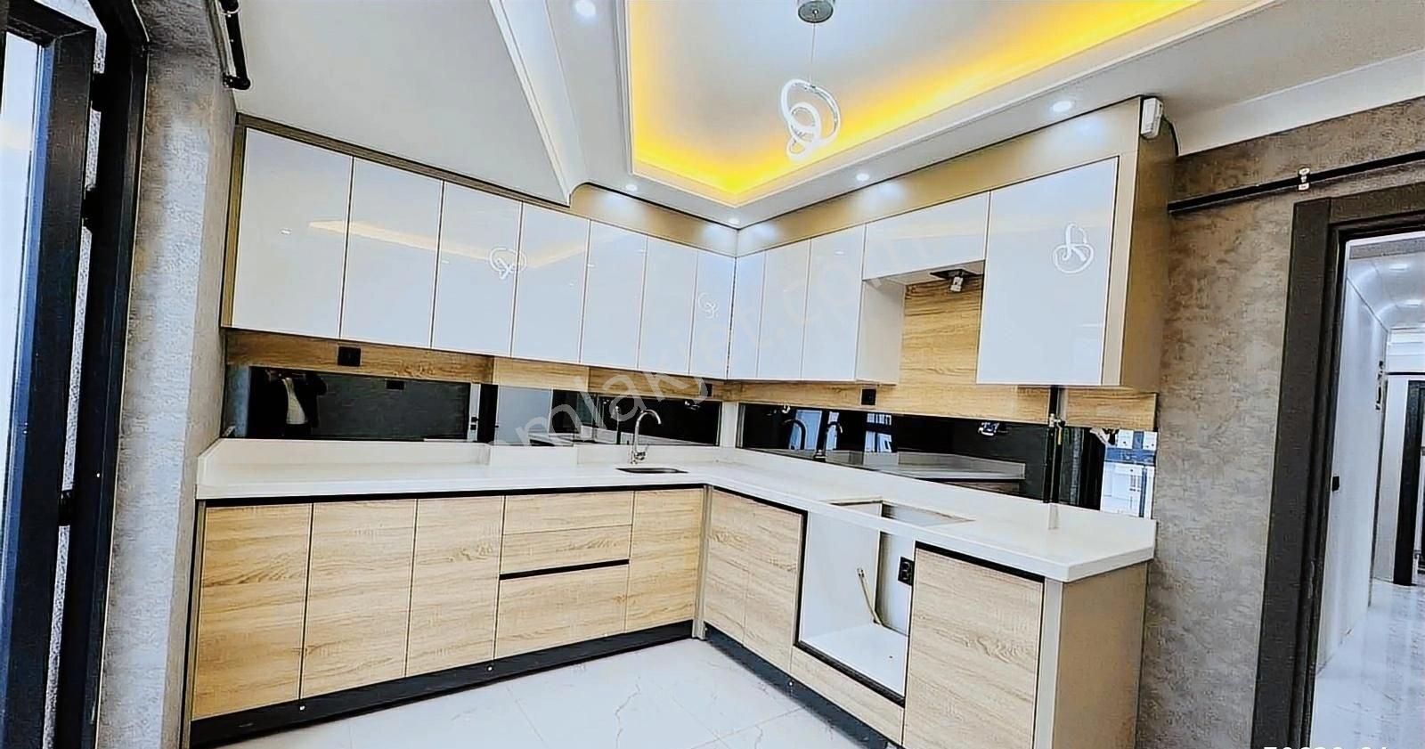 Kc Emlaktan Köşe Başında Lüks Anahtar Teslim Ara Katta 3+1 Daire - Görsel 7