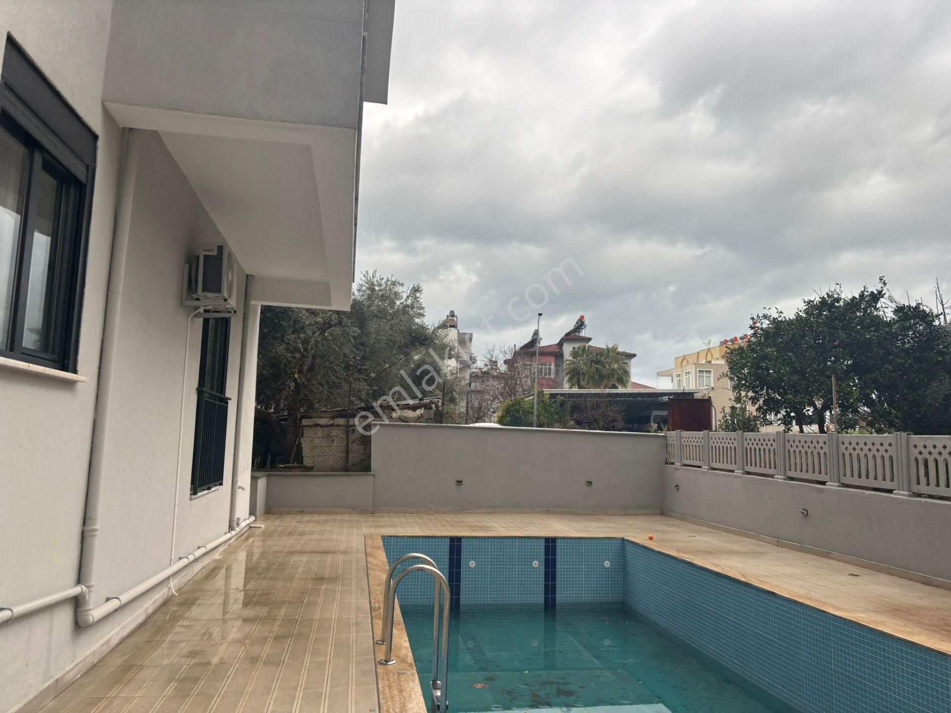 Manavgat Sidede Denize 900 Metre Satılık 2+1 Dublex