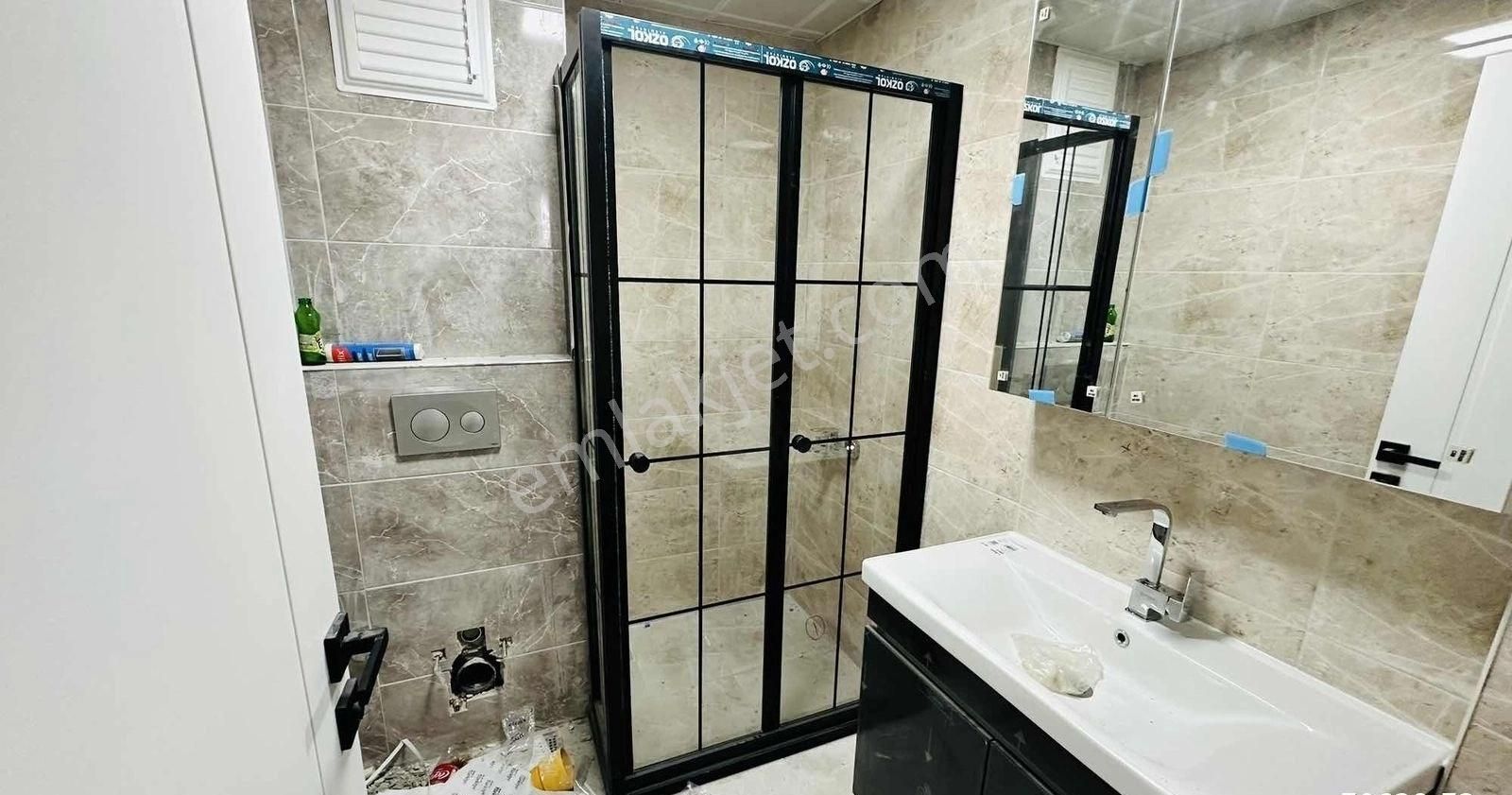 Kc Emlaktan Masrafsız 3+1 Geniş Merkezi Konumda Lüks Daıre - Görsel 19