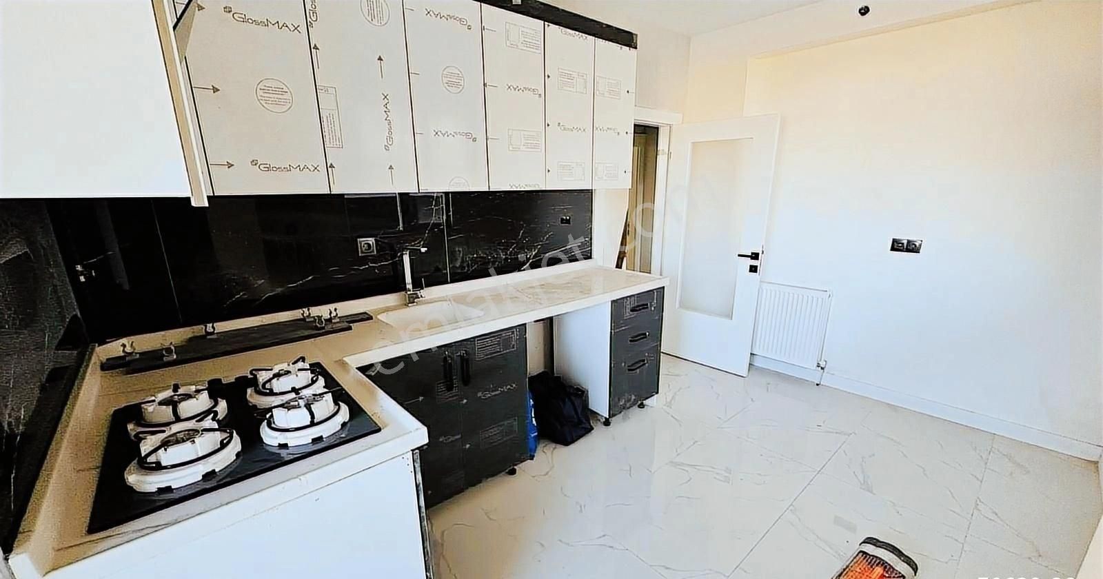 Kc Emlak'tan Ultra Lüx Yapılı Ebeveyn Banyolu Satılık Daire - Görsel 33