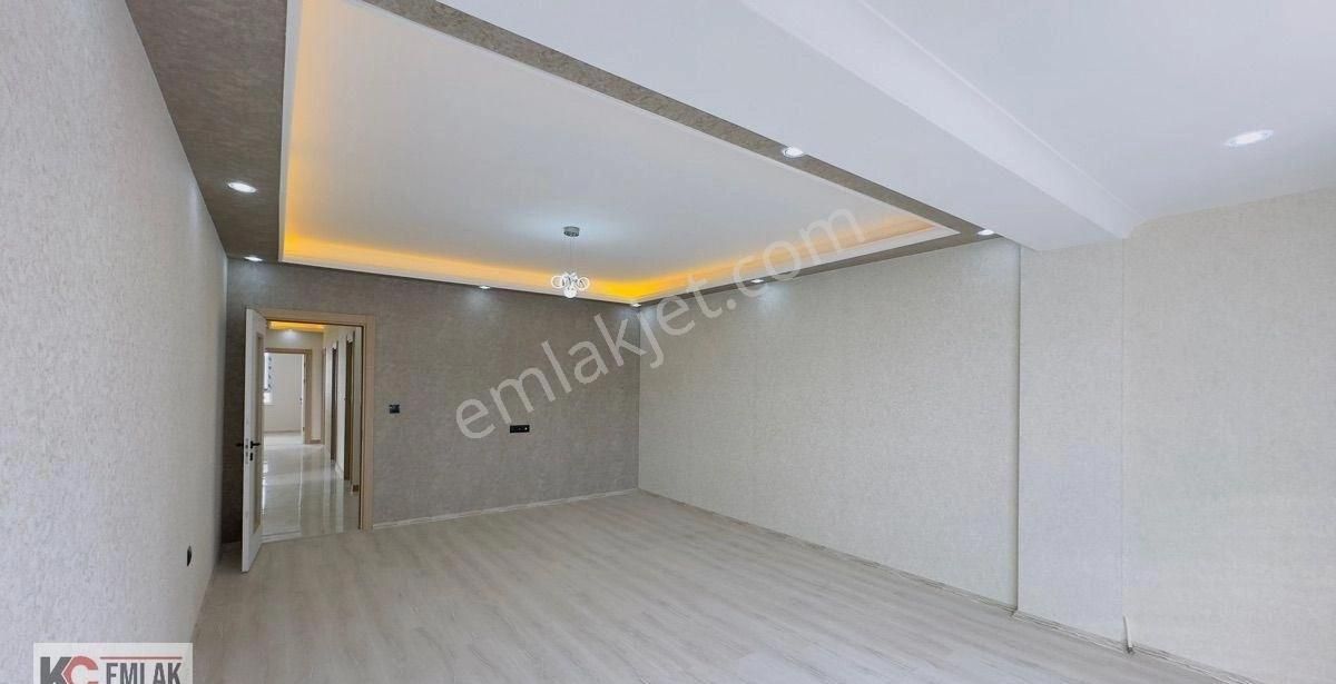 Kc Emlaktan İskanlı Yeni Hastane Yanı Çift Balkonlu Ara Katta 170m2 4+1 Lüks Daire - Görsel 19