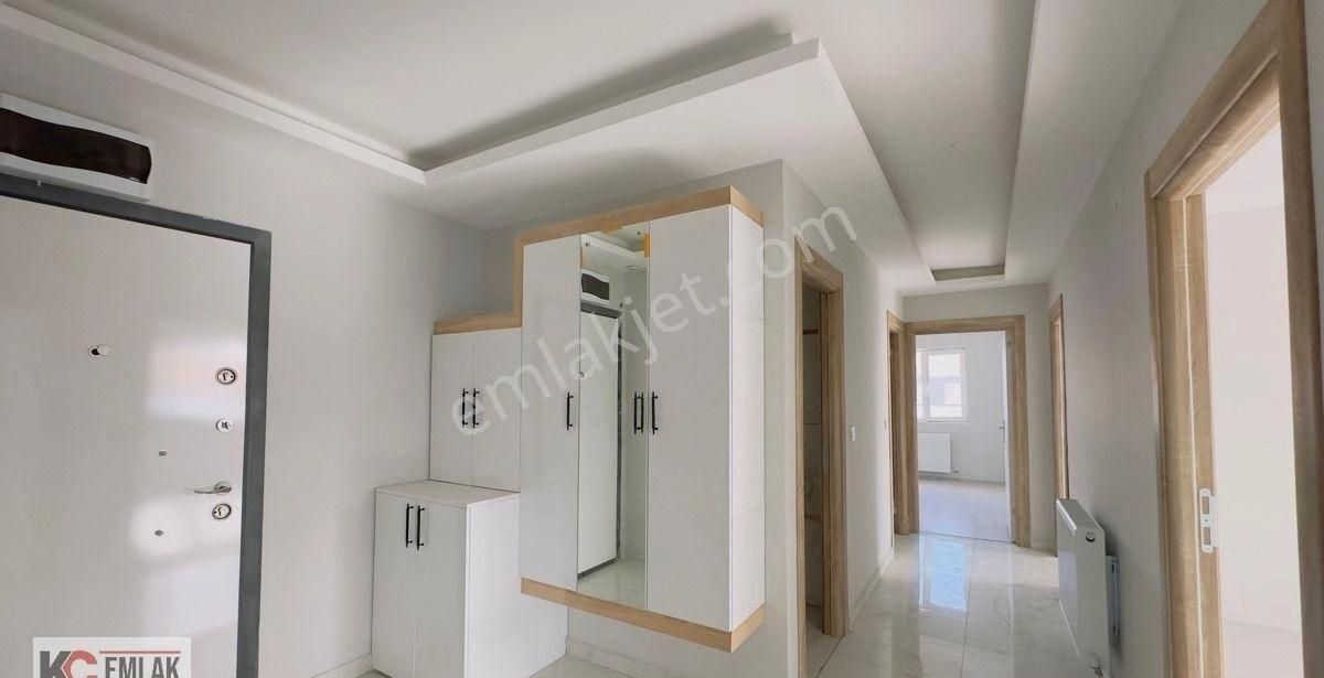 Kc Emlaktan İskanlı Son Kat 145m2 Masrafsız 3+1 Daire - Görsel 11