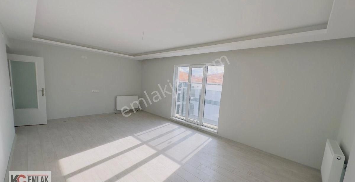 Kc Emlaktan İskanlı Son Kat 145m2 Masrafsız 3+1 Daire - Görsel 30