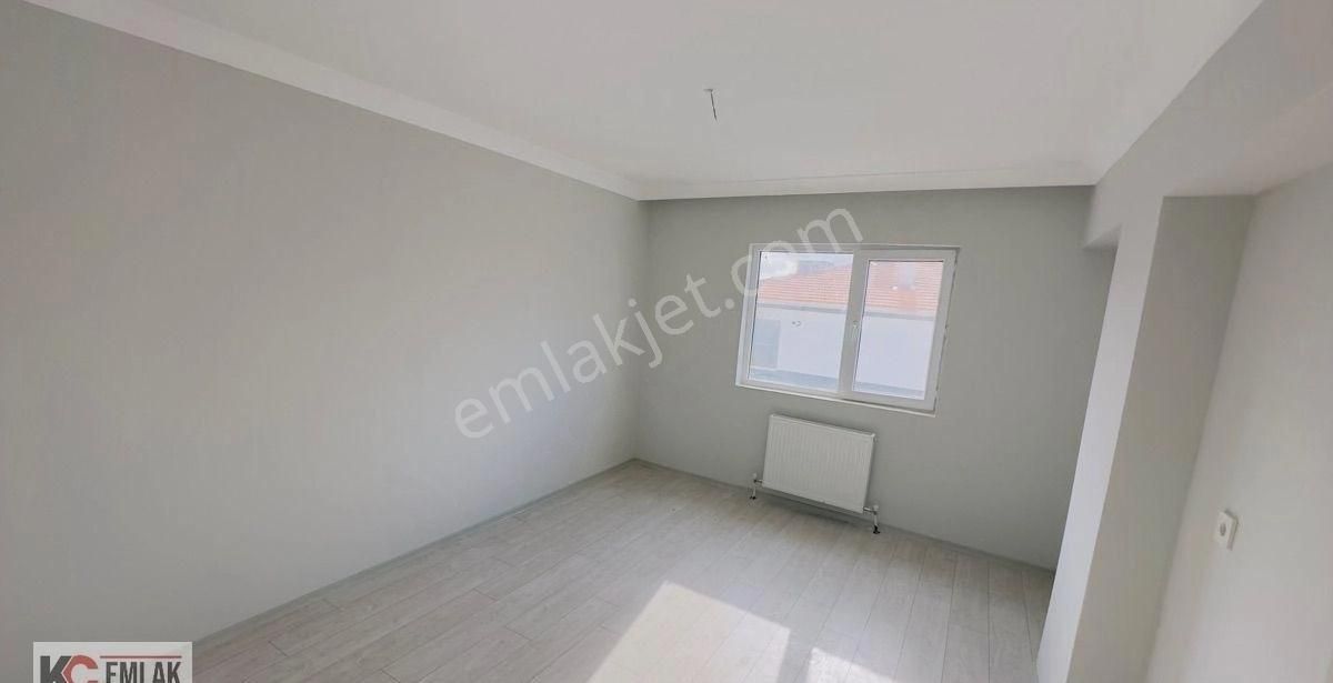 Kc Emlaktan İskanlı Son Kat 145m2 Masrafsız 3+1 Daire - Görsel 35