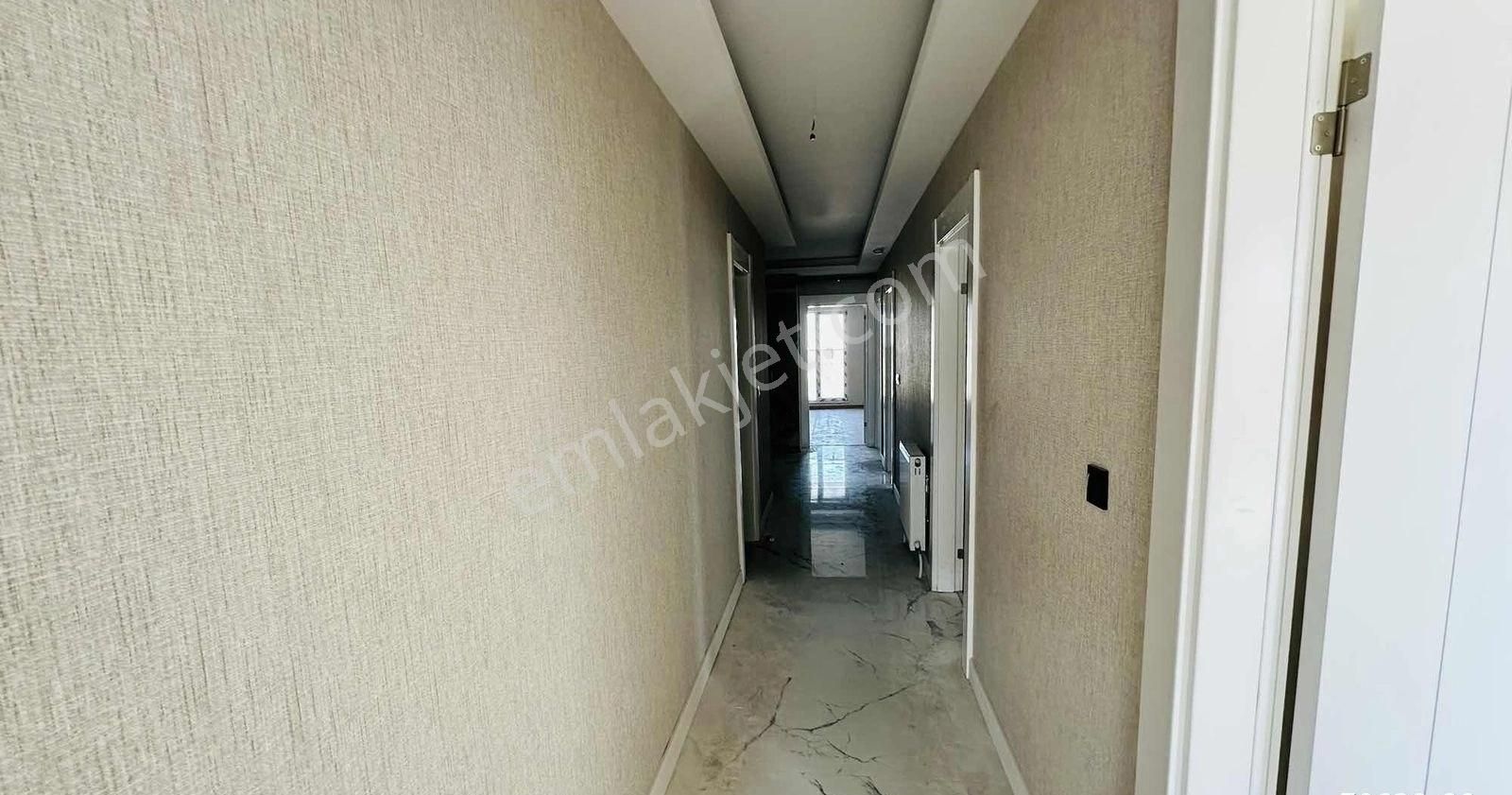 Kc Emlaktan Köşe Başında İskanlı Lüks 4.5+1 150m2 %50 Kredili - Görsel 17