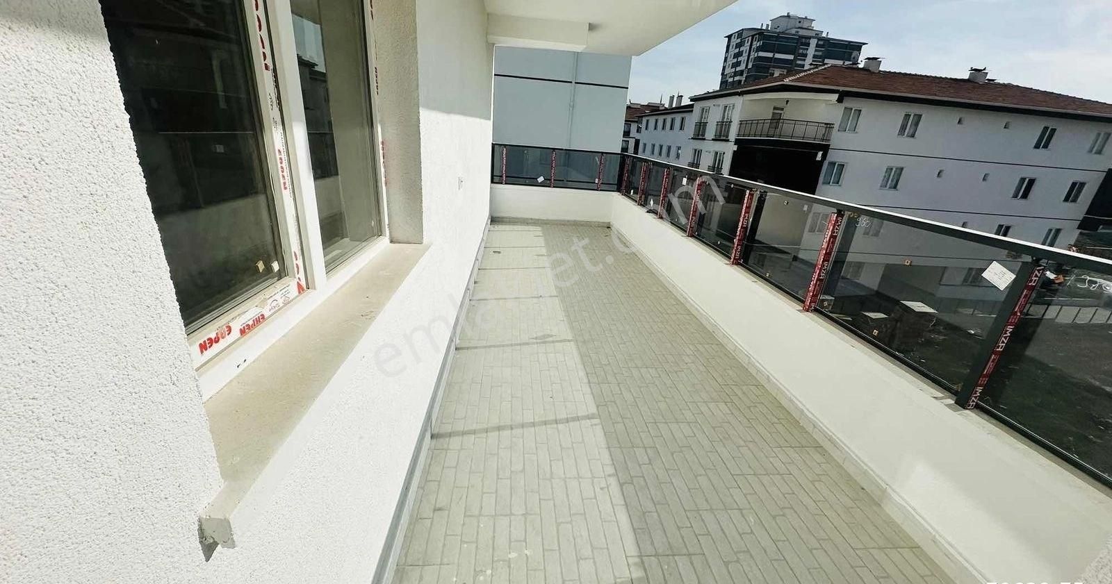 Kc Emlaktan Mükemmel Lokasyonda 160m2 4+1 Ara Kat Lüks Daıre - Görsel 27