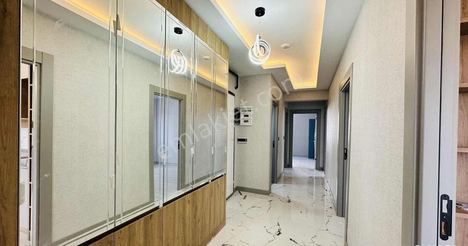 Kc Emlaktan Ara Katta Park Çepheli 3+1 130m2 Lüks Daire - Görsel 15