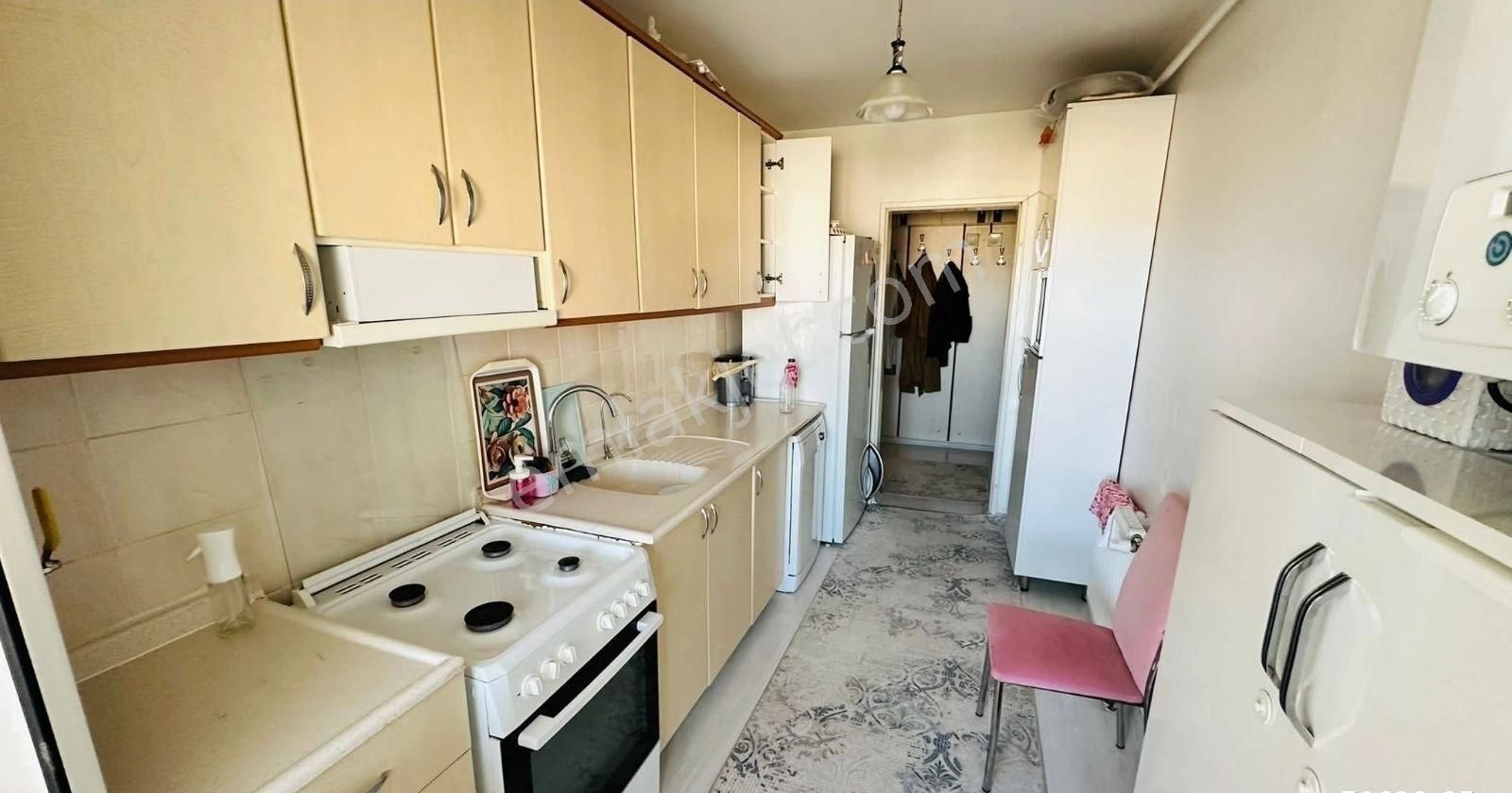 29 Ekim Mh Toki'de Merkezi Lokasyonda Asansörlü Geniş Daire - Görsel 14