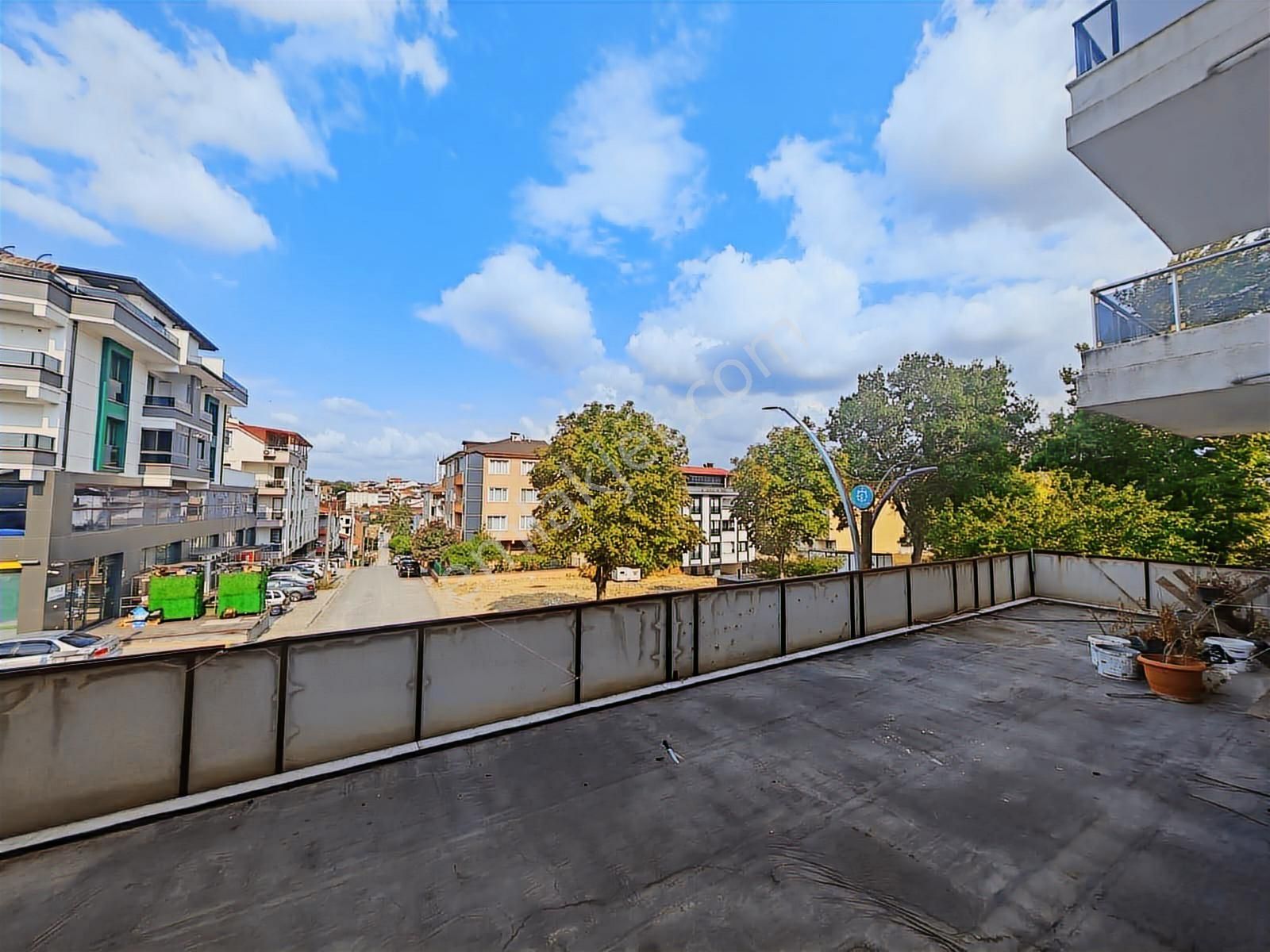 Turyap Körfezden Tuğrul Caddesinde Satılık 3 Katlı İş Merkezi - Görsel 11